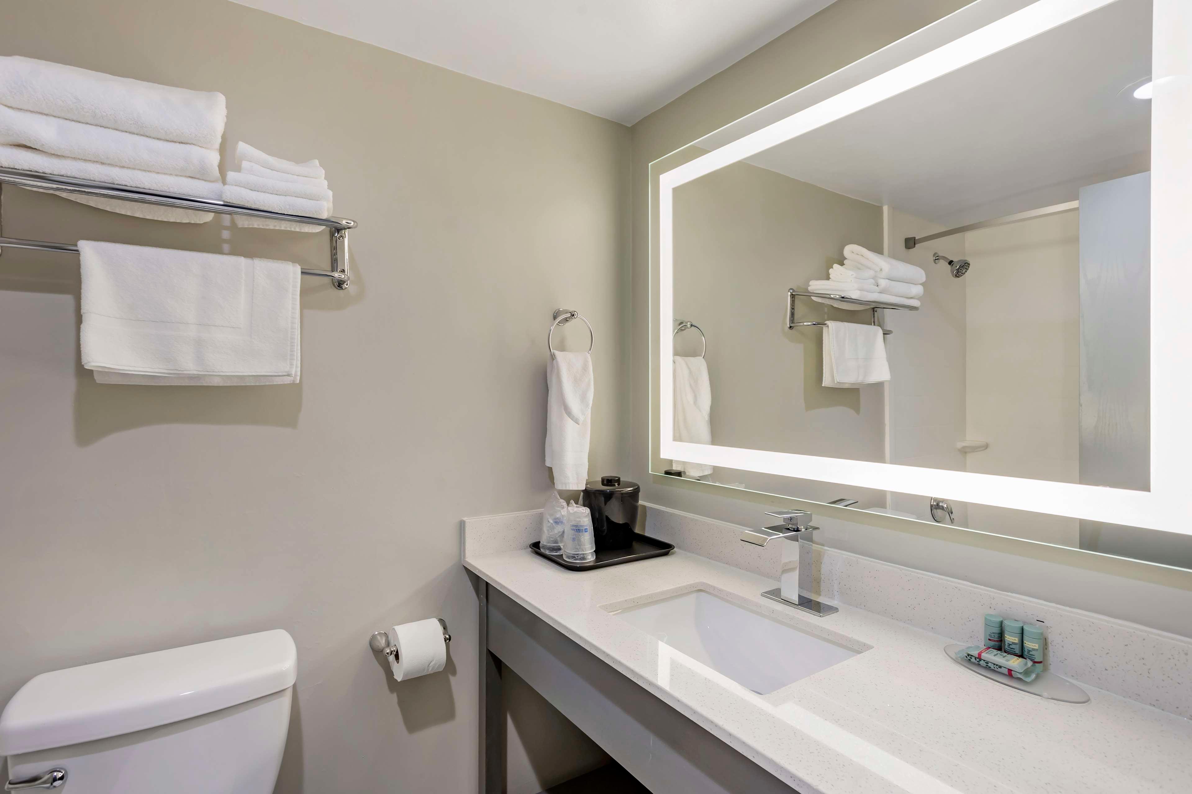 Best Western Rutgers University Hotel