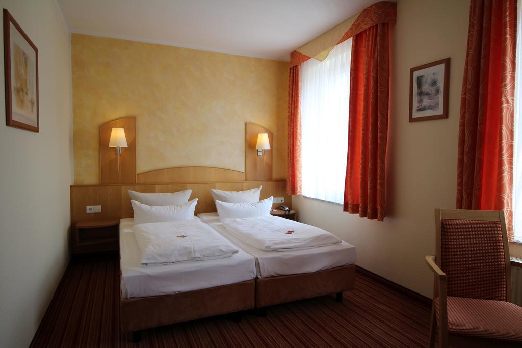 Hotel Erfurt "Am Kaisersaal" Altstadt nahe Zentrum by null