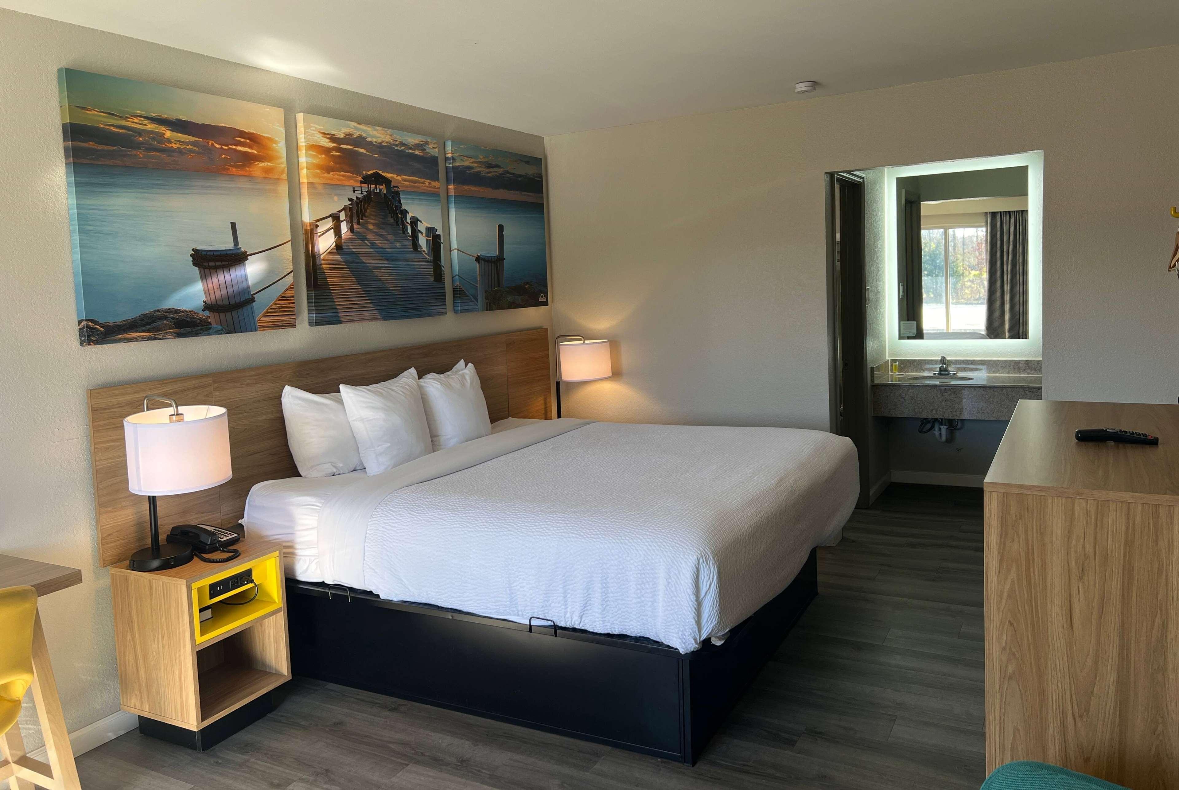 Days Inn By Wyndham Emporia