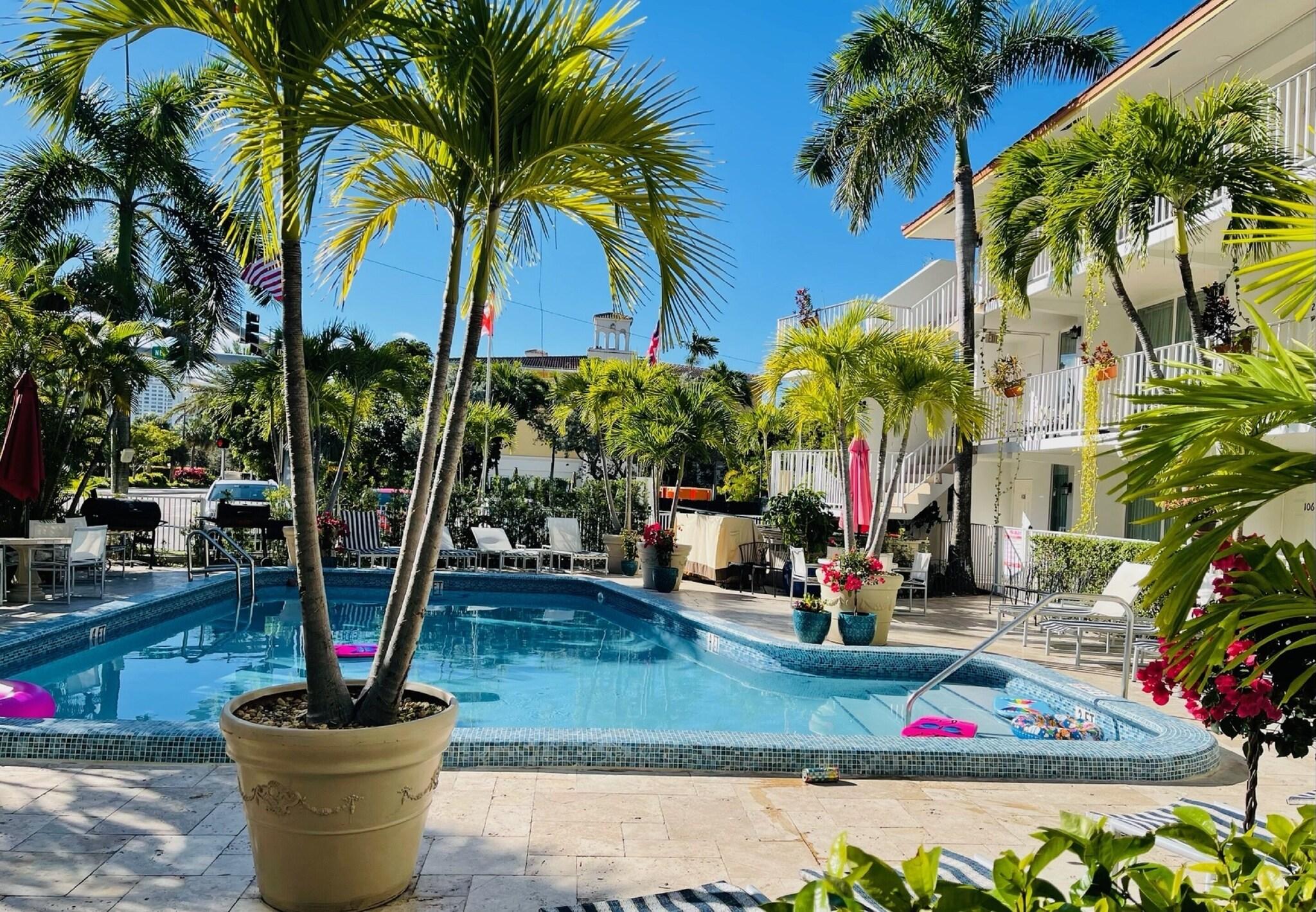 Ocean Mile hotel & Suites