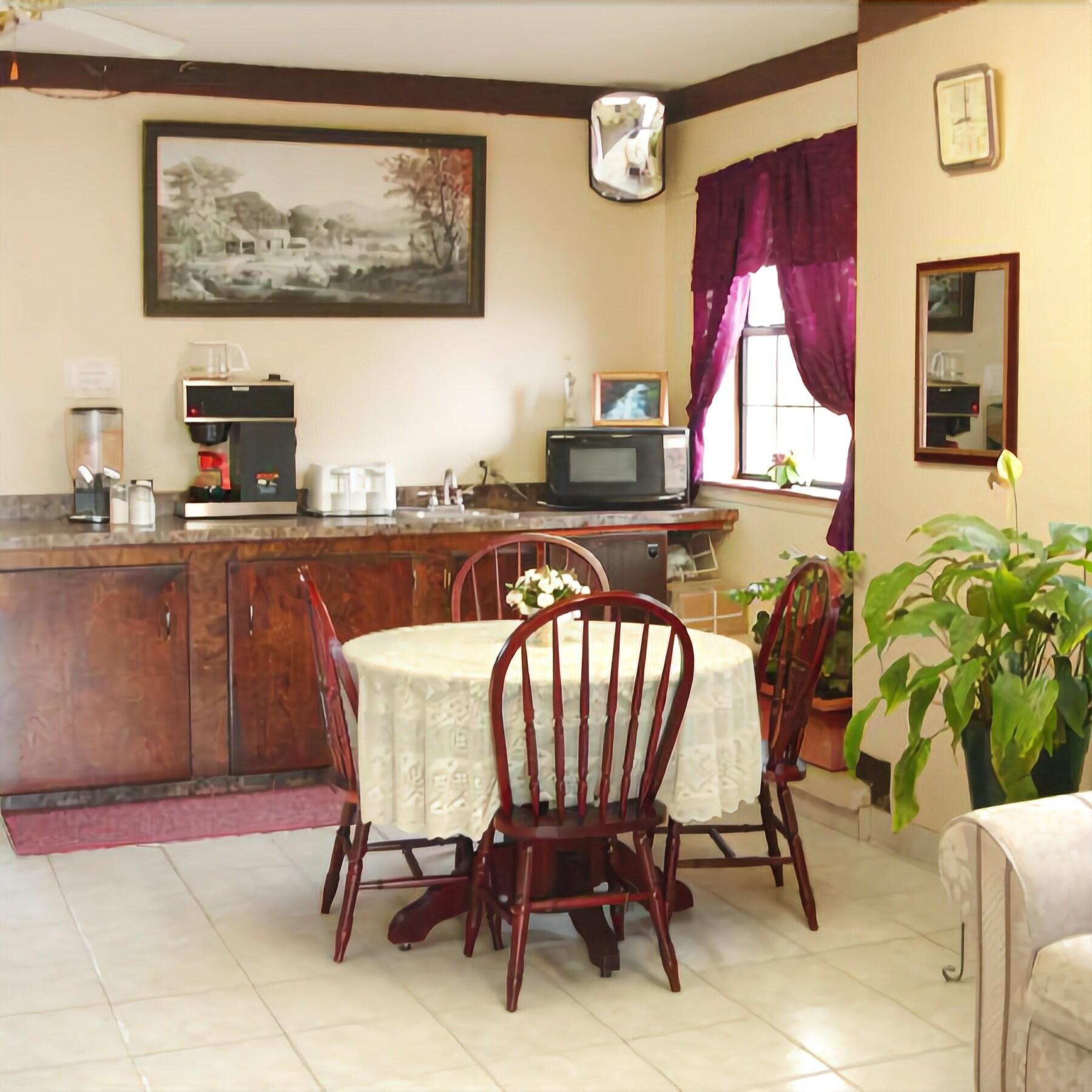 Luxury Inn & Suites Forrest City By Magnuson