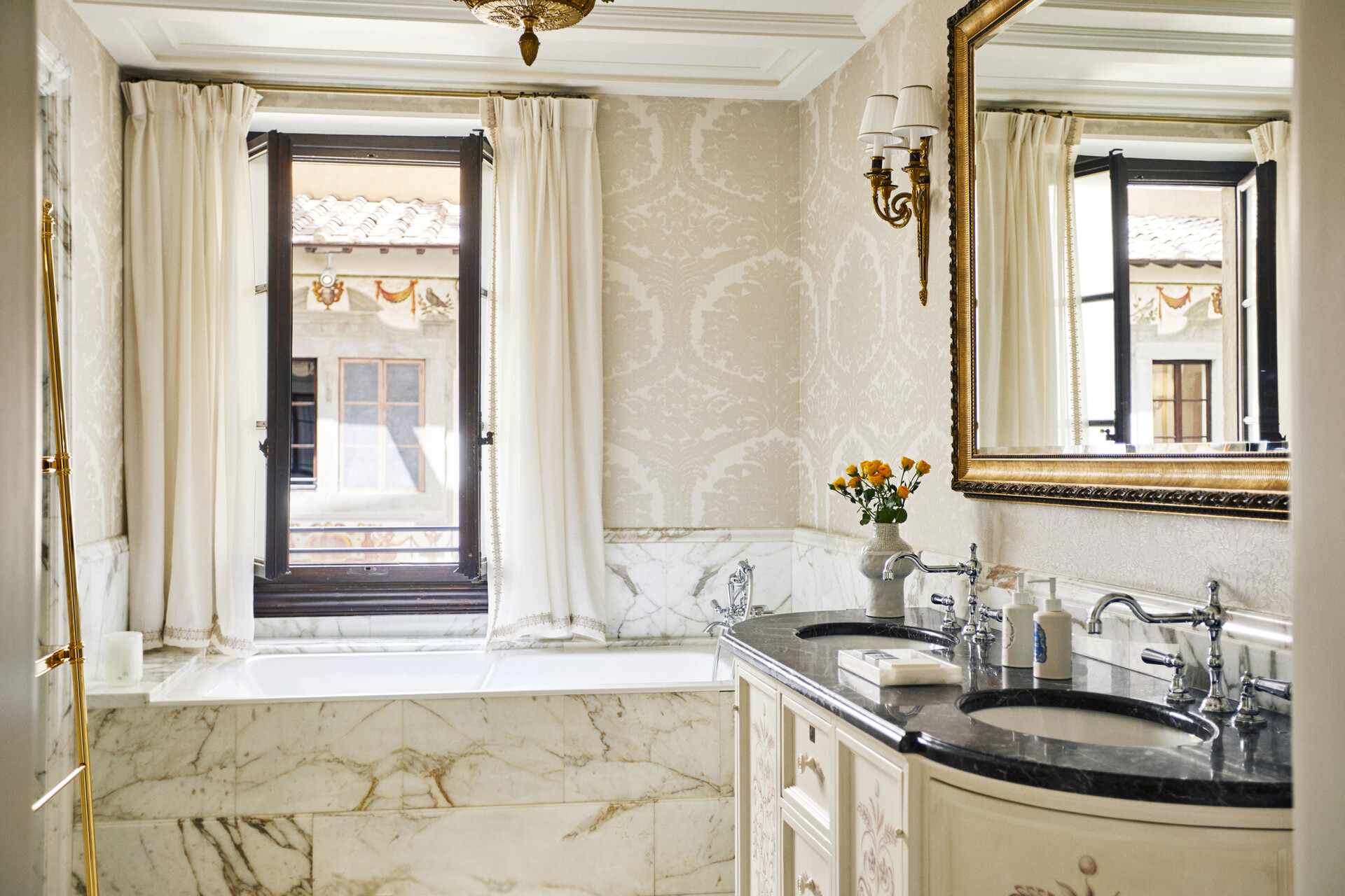 Four Seasons Hotel Firenze by null