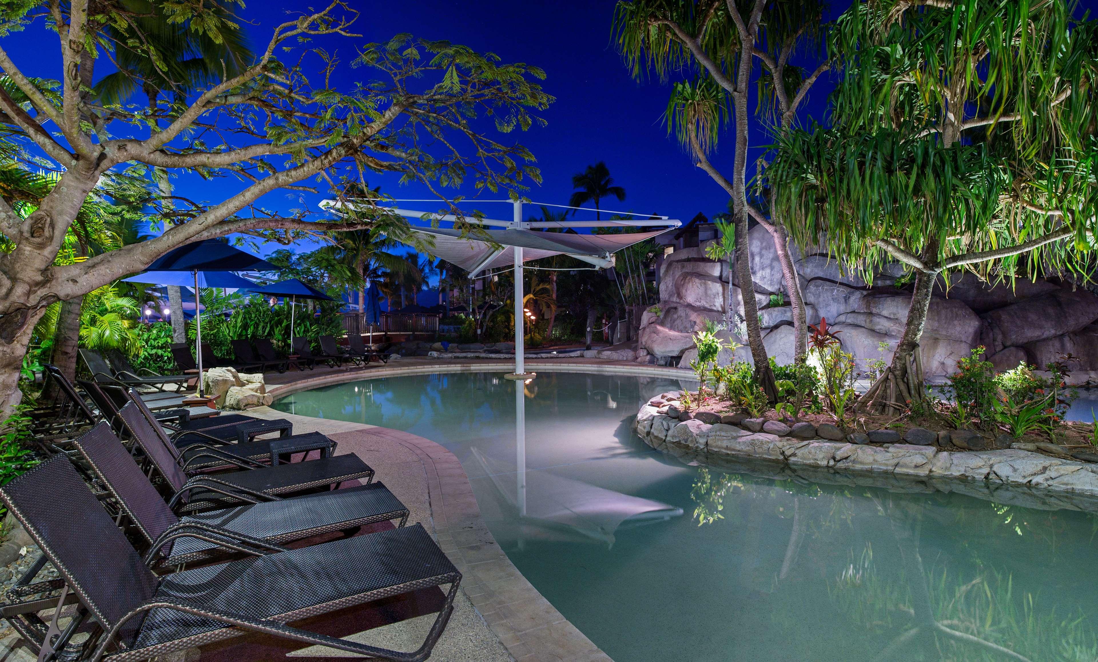 Radisson Blu Resort, Fiji Denarau Island by null