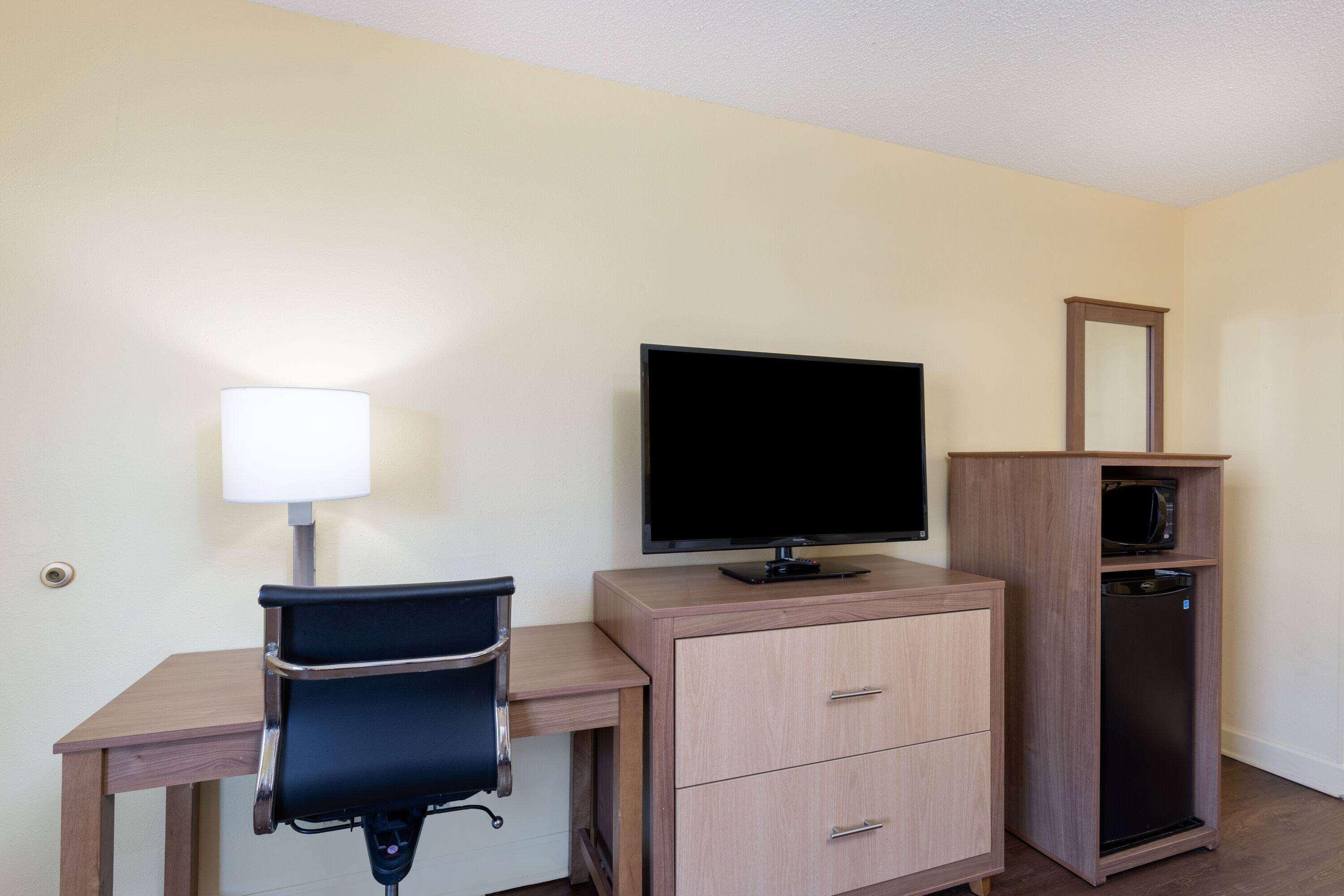 Days Inn By Wyndham Florence/I-95 North