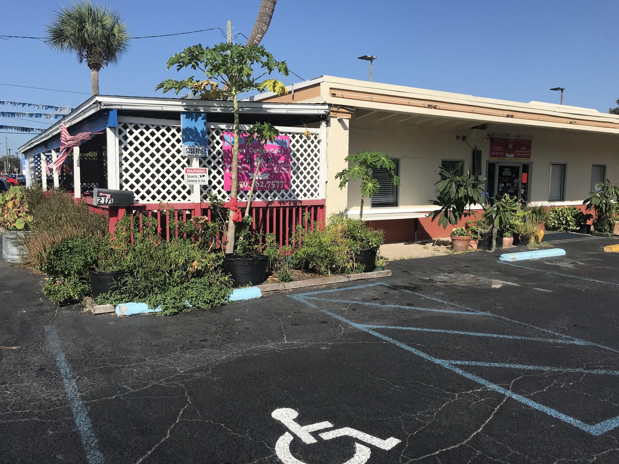 Holiday Lodge Suites Fort Walton Beach