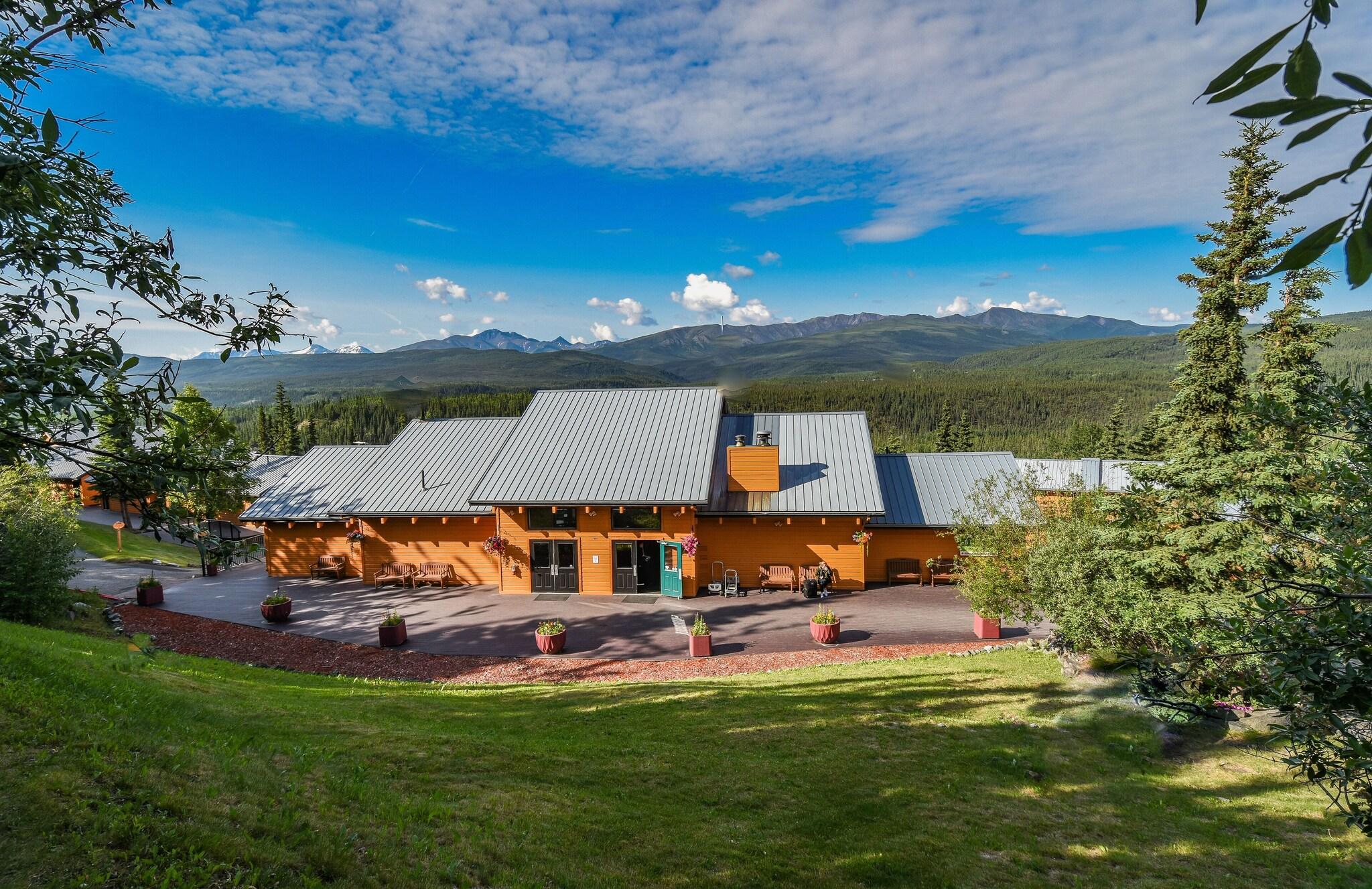 Denali Bluffs Hotel by null