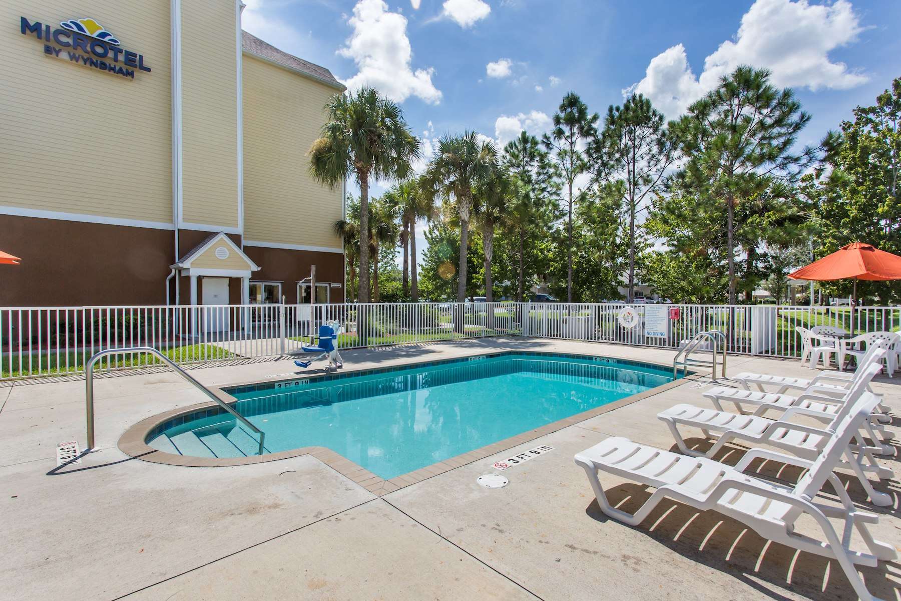 Quality Inn & Suites Lehigh Acres Fort Myers image