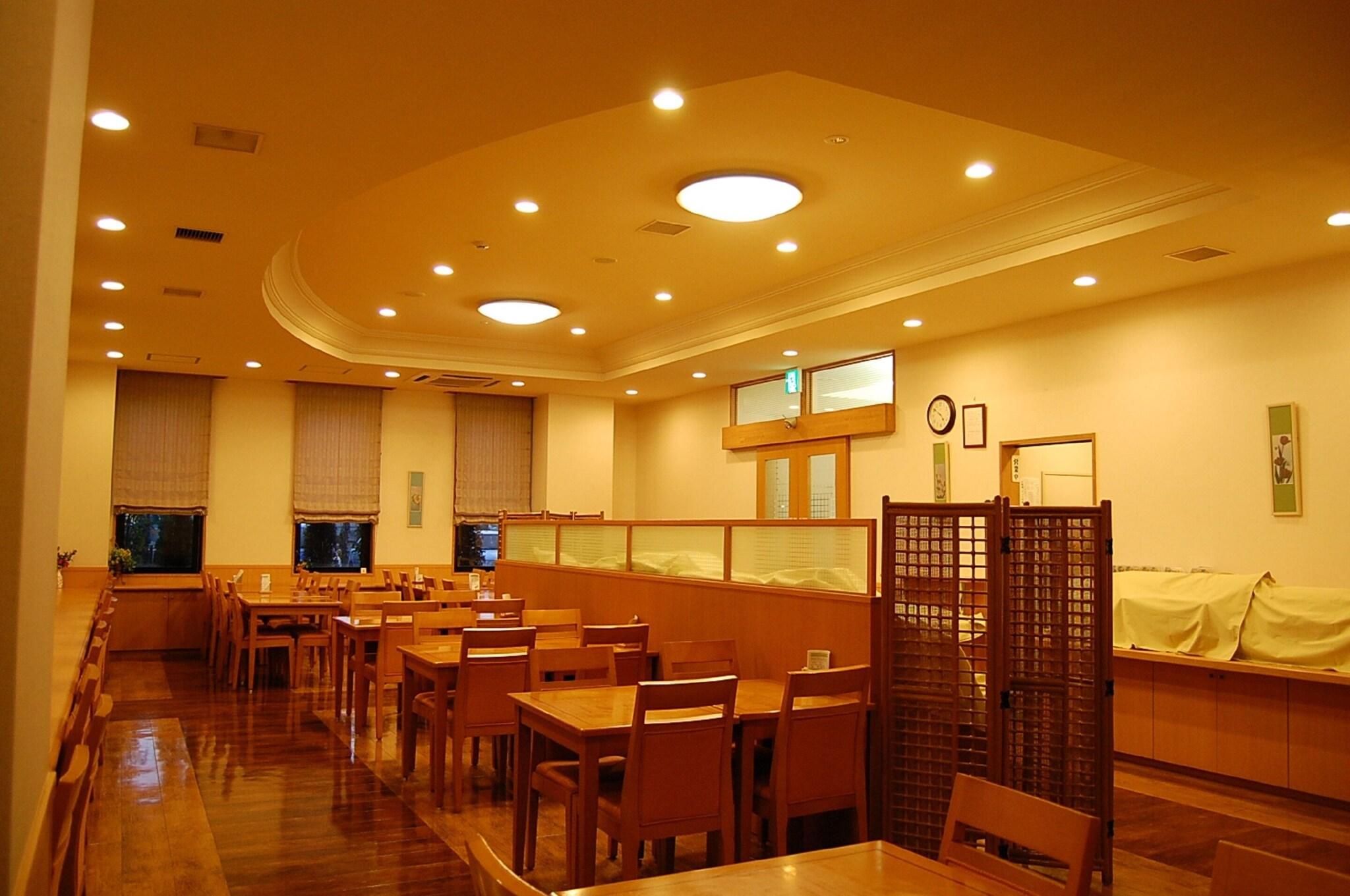 Route-Inn Fukuioowada