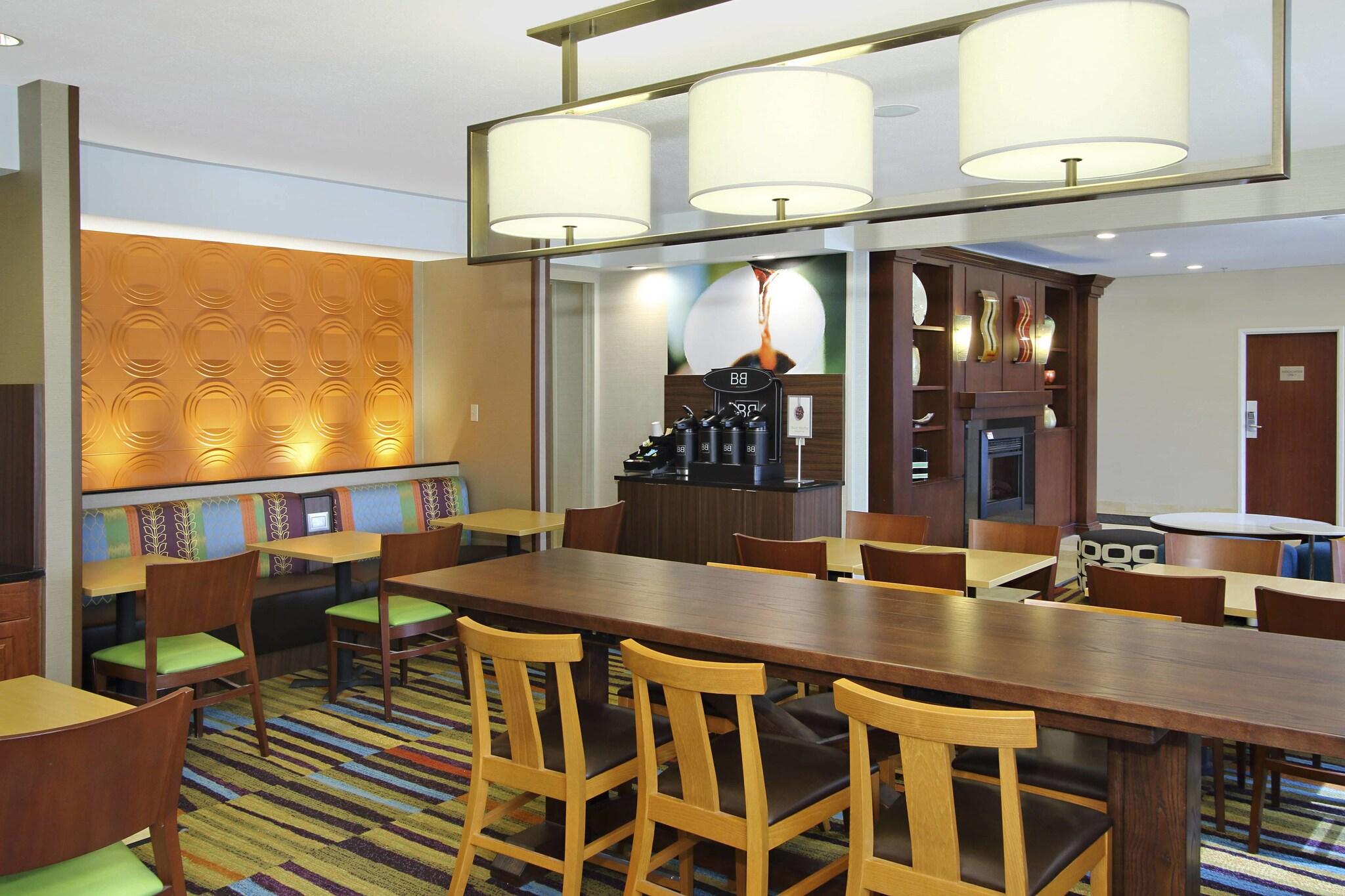 Fairfield Inn By Marriott Colorado Springs South