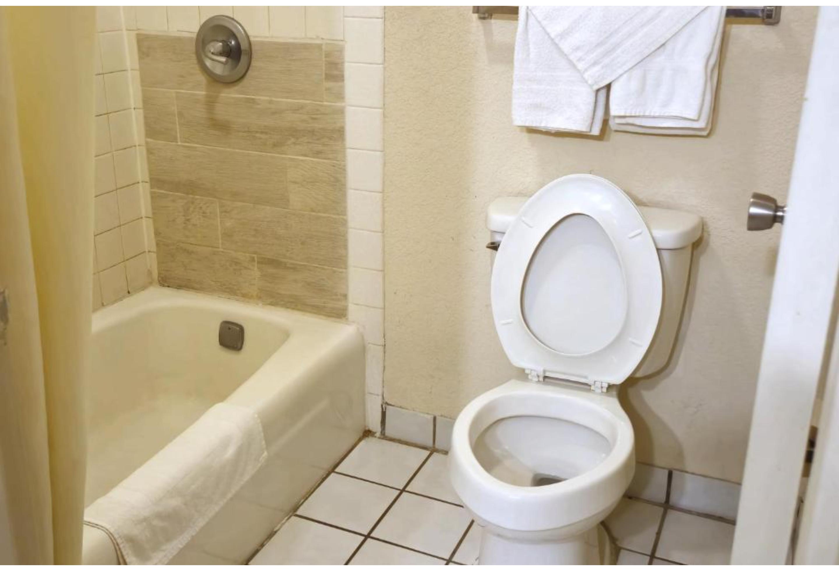 River Valley Inn & Suites