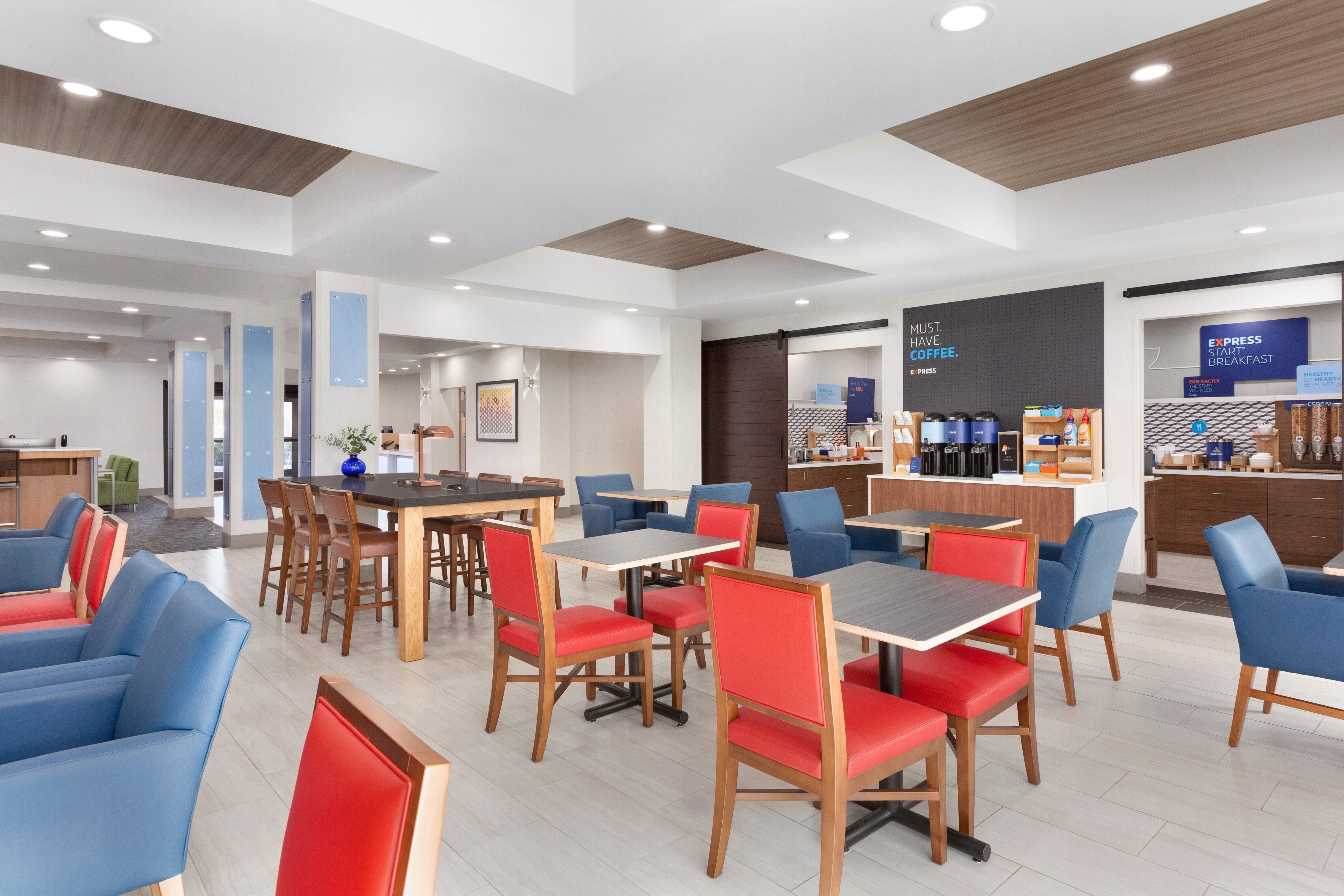 Holiday Inn Express Hotel & Suites Merced