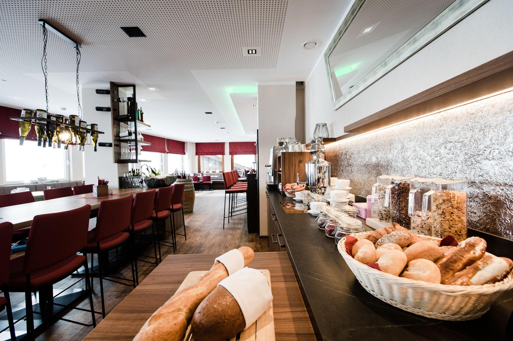 Aparthotel Dorfplatzl Garni
