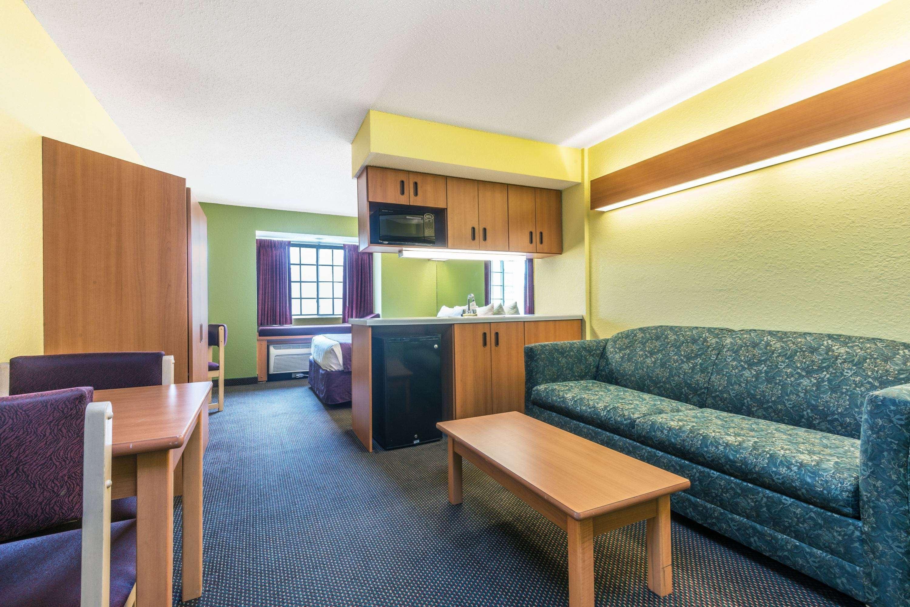 Microtel Inn & Suites By Wyndham Auburn