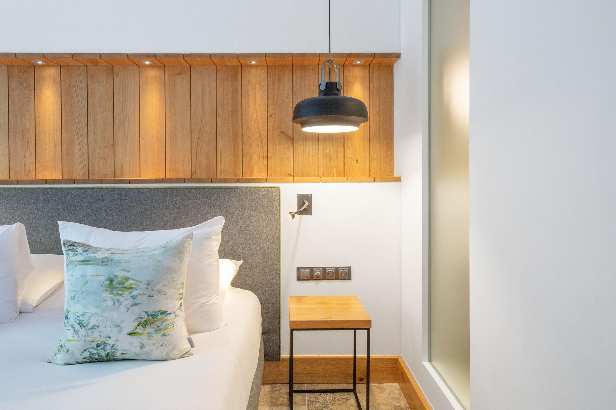 Dominique Colonna by null