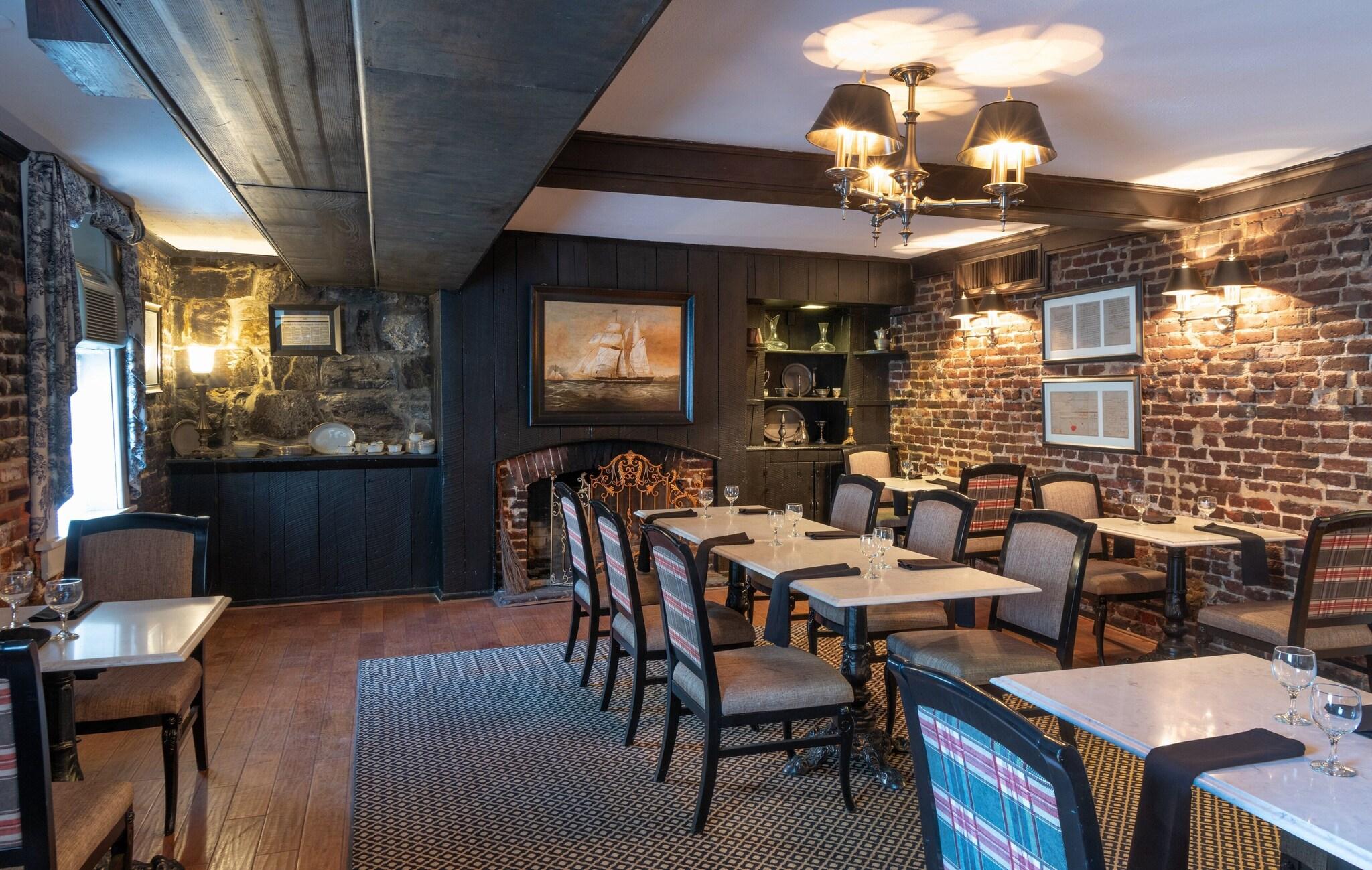 Historic Inns of Annapolis by null