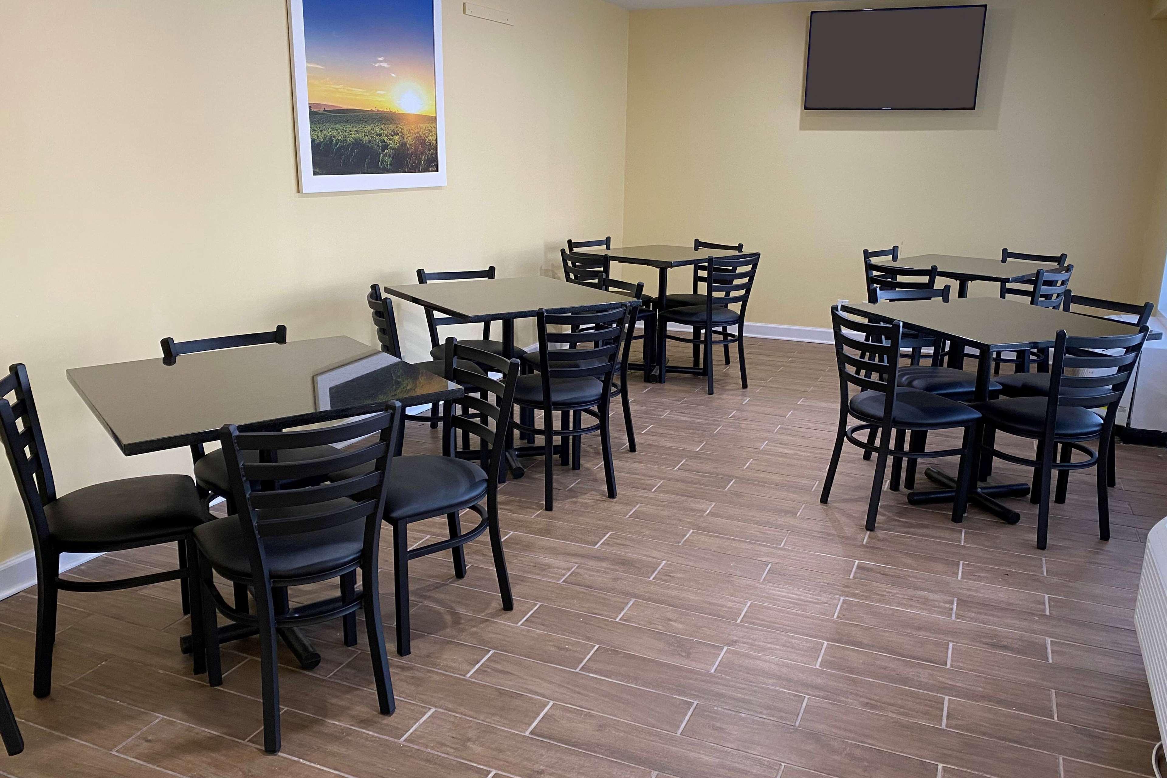 Days Inn Morrow Southlake
