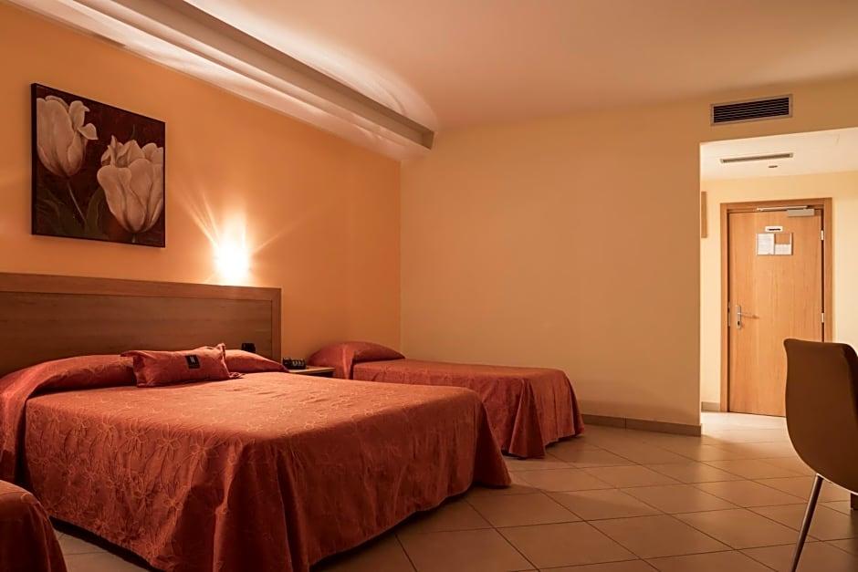 Manhattan Village Hotel