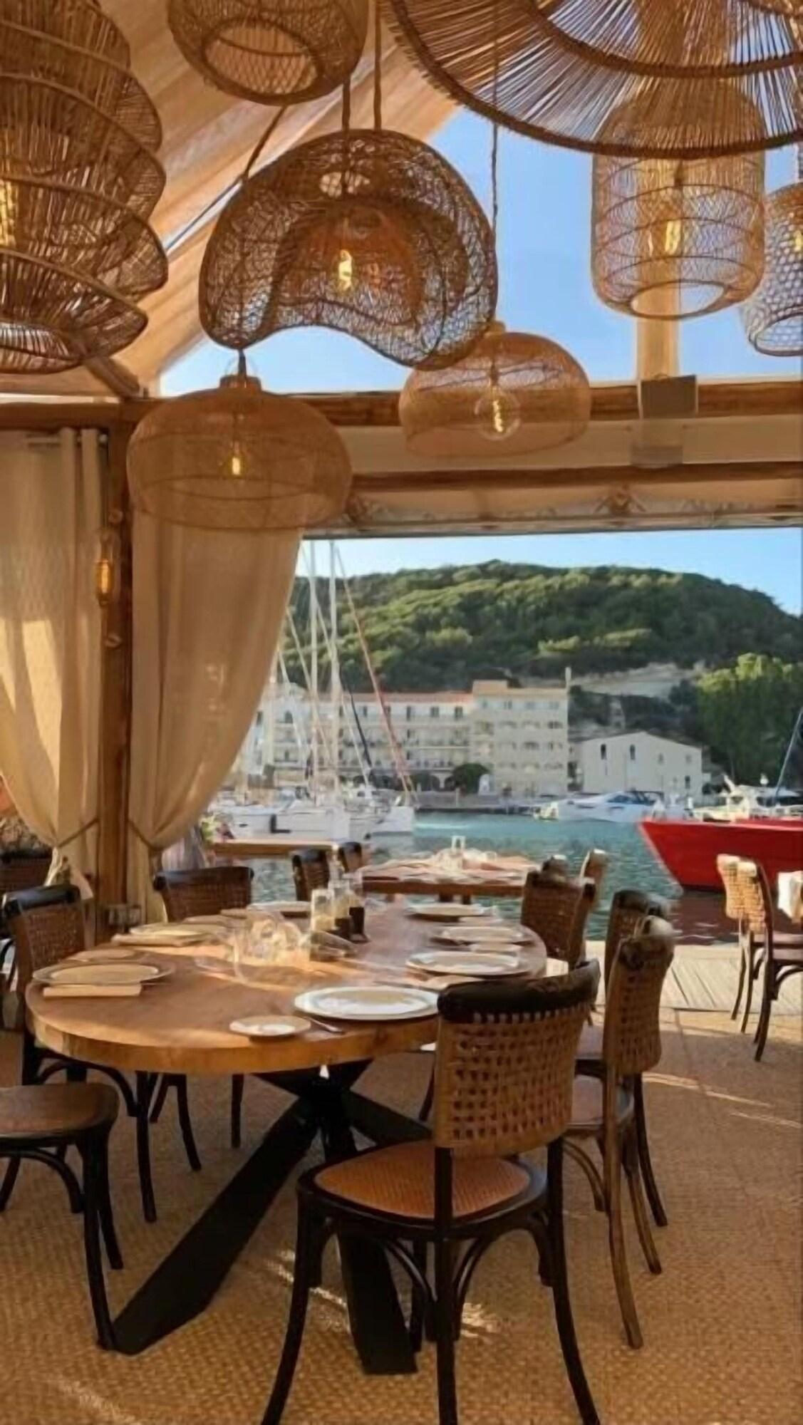 La Caravelle by null