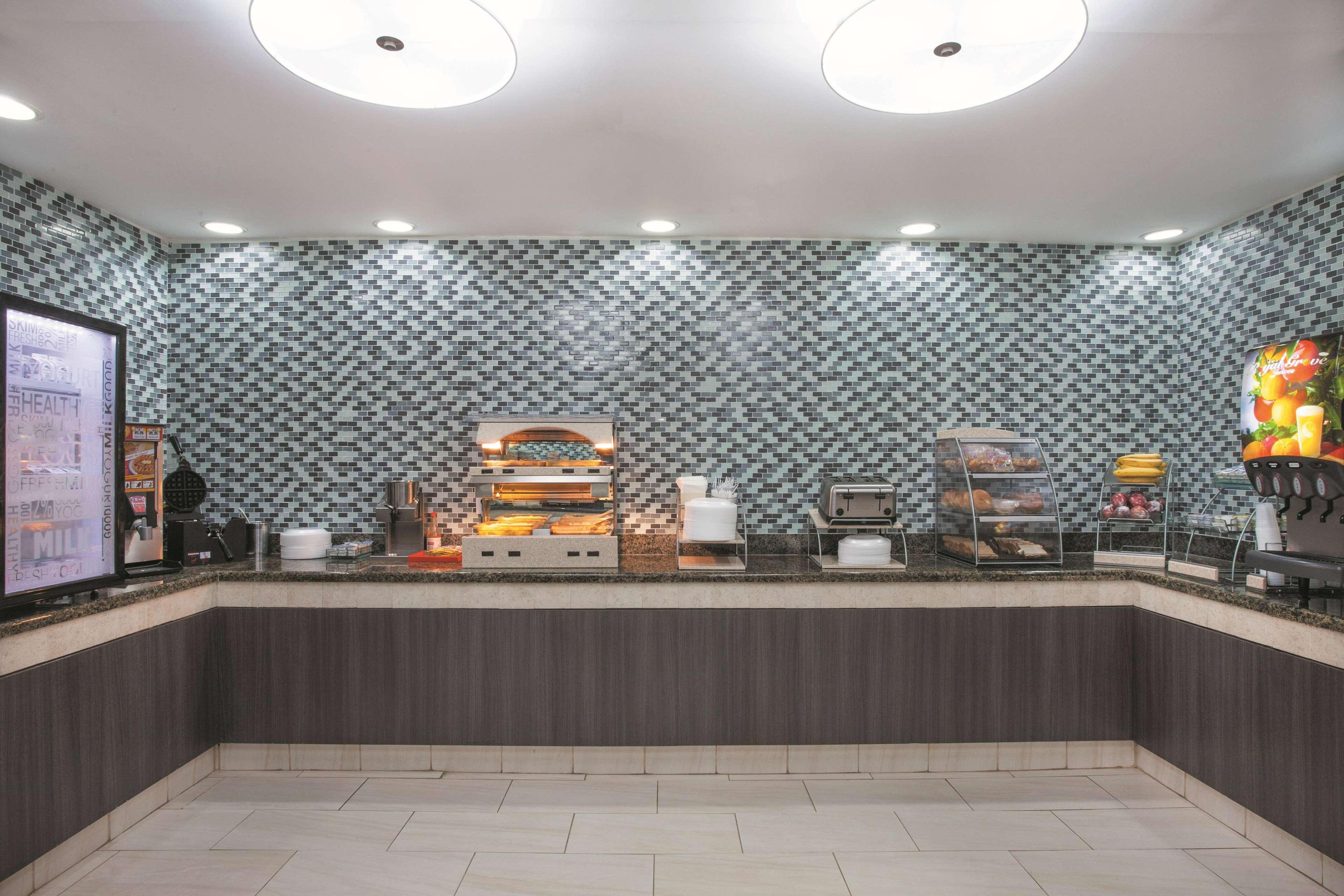 La Quinta Inn & Suites Covington