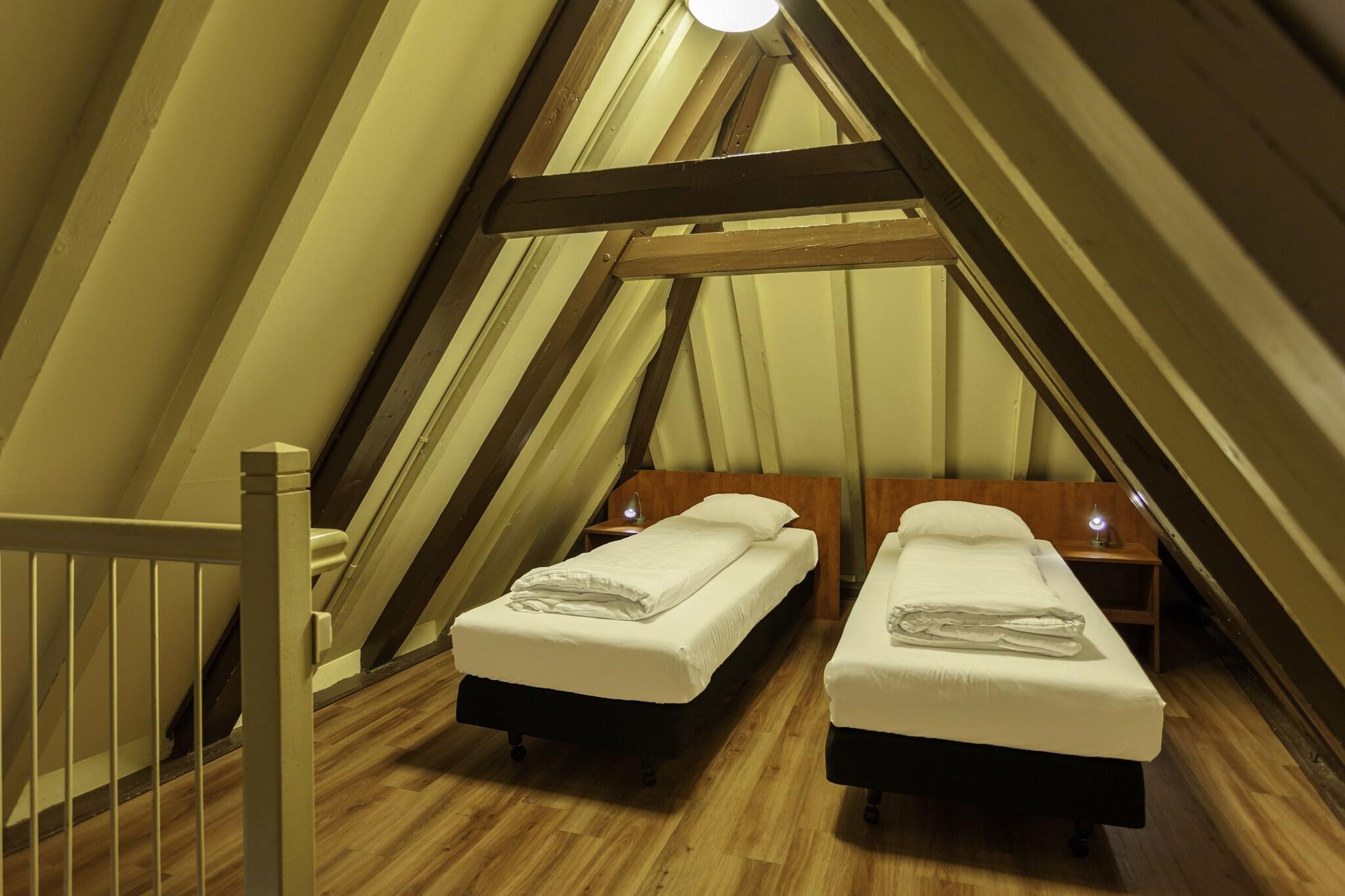 A-Train Hotel by null