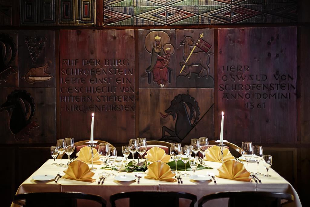 Hotel Schrofenstein by null