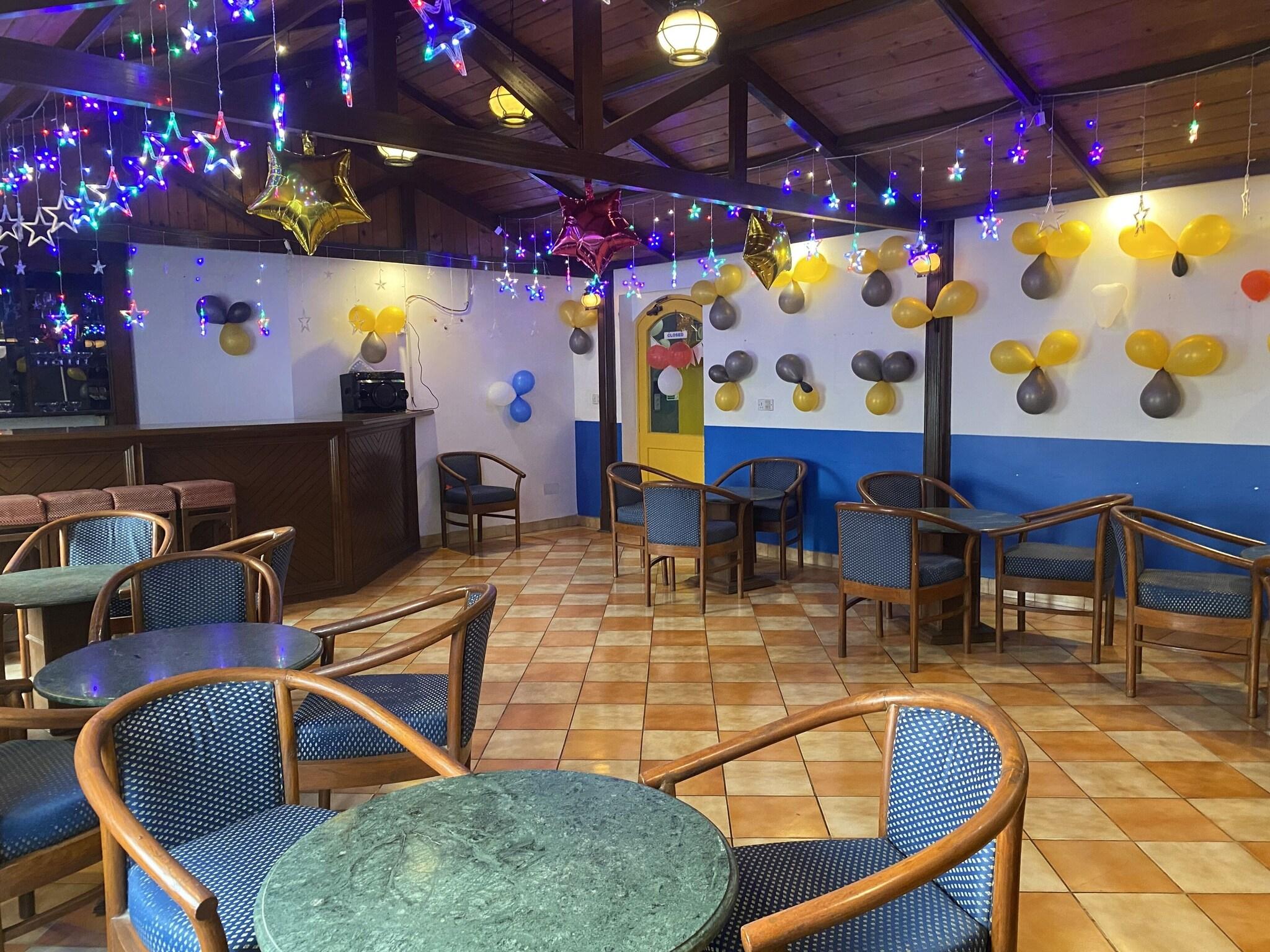 Oyo 16545 Hotel Kant