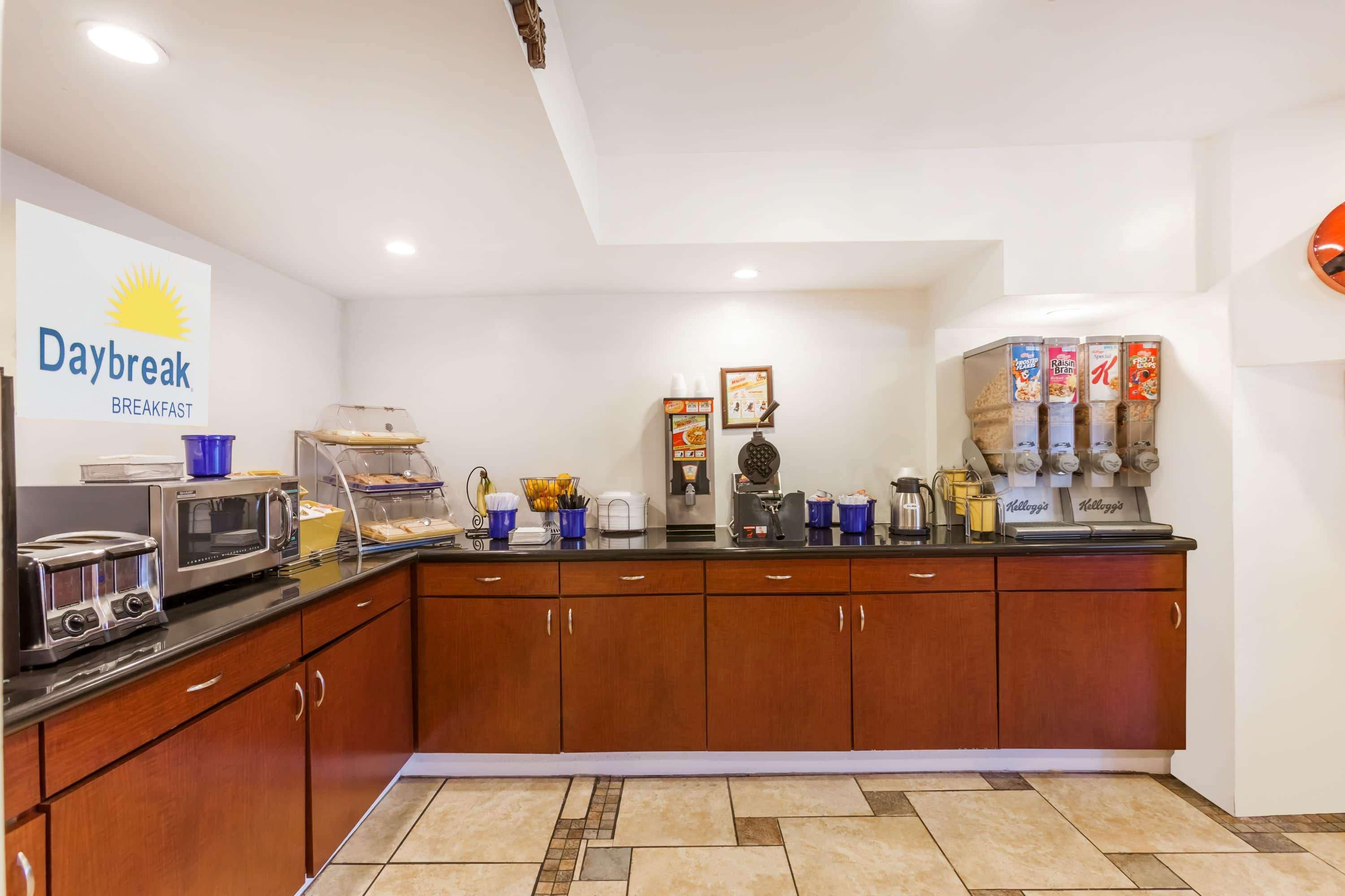 Days Inn By Wyndham Austin/University/Downtown