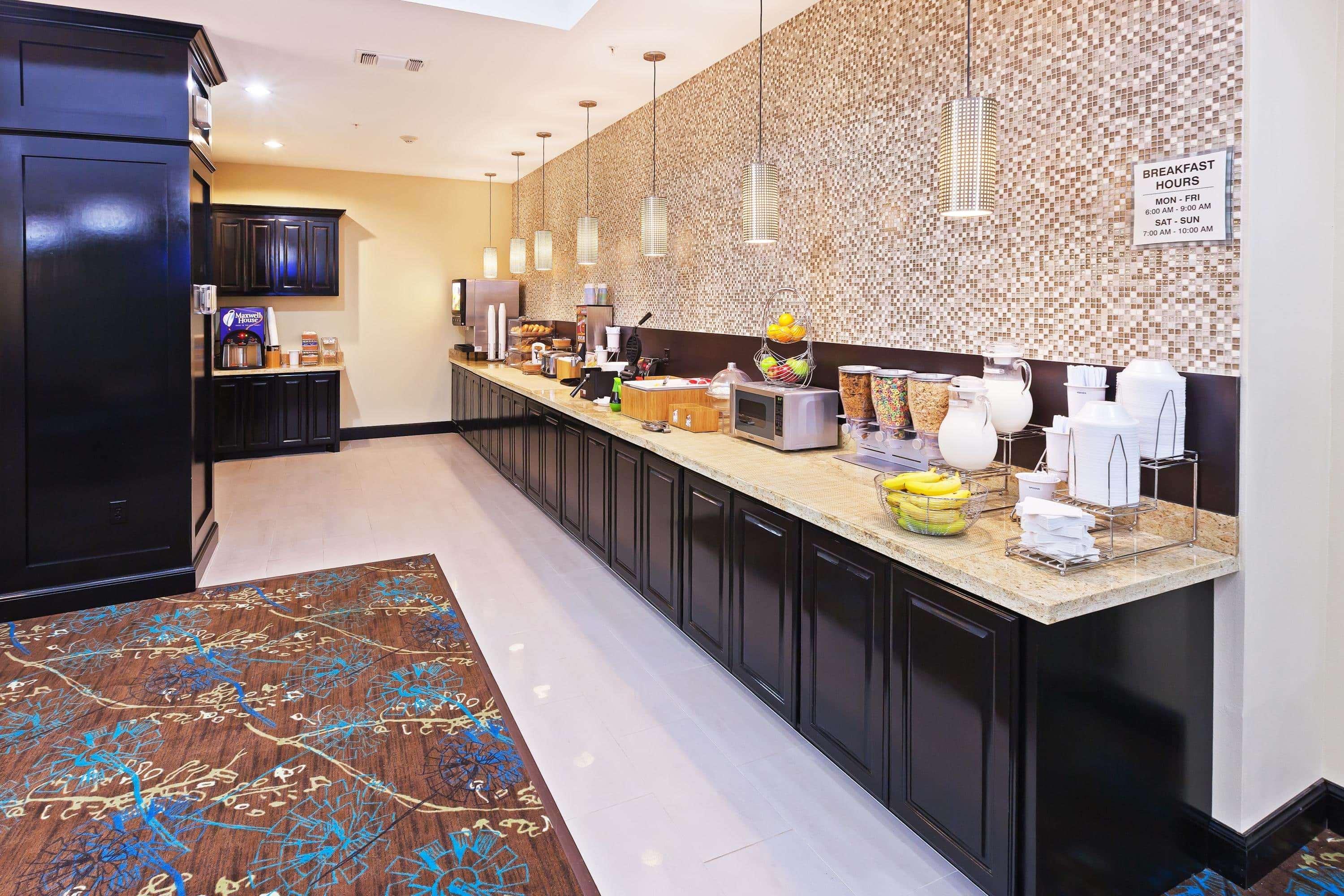 La Quinta Inn & Suites Marshall