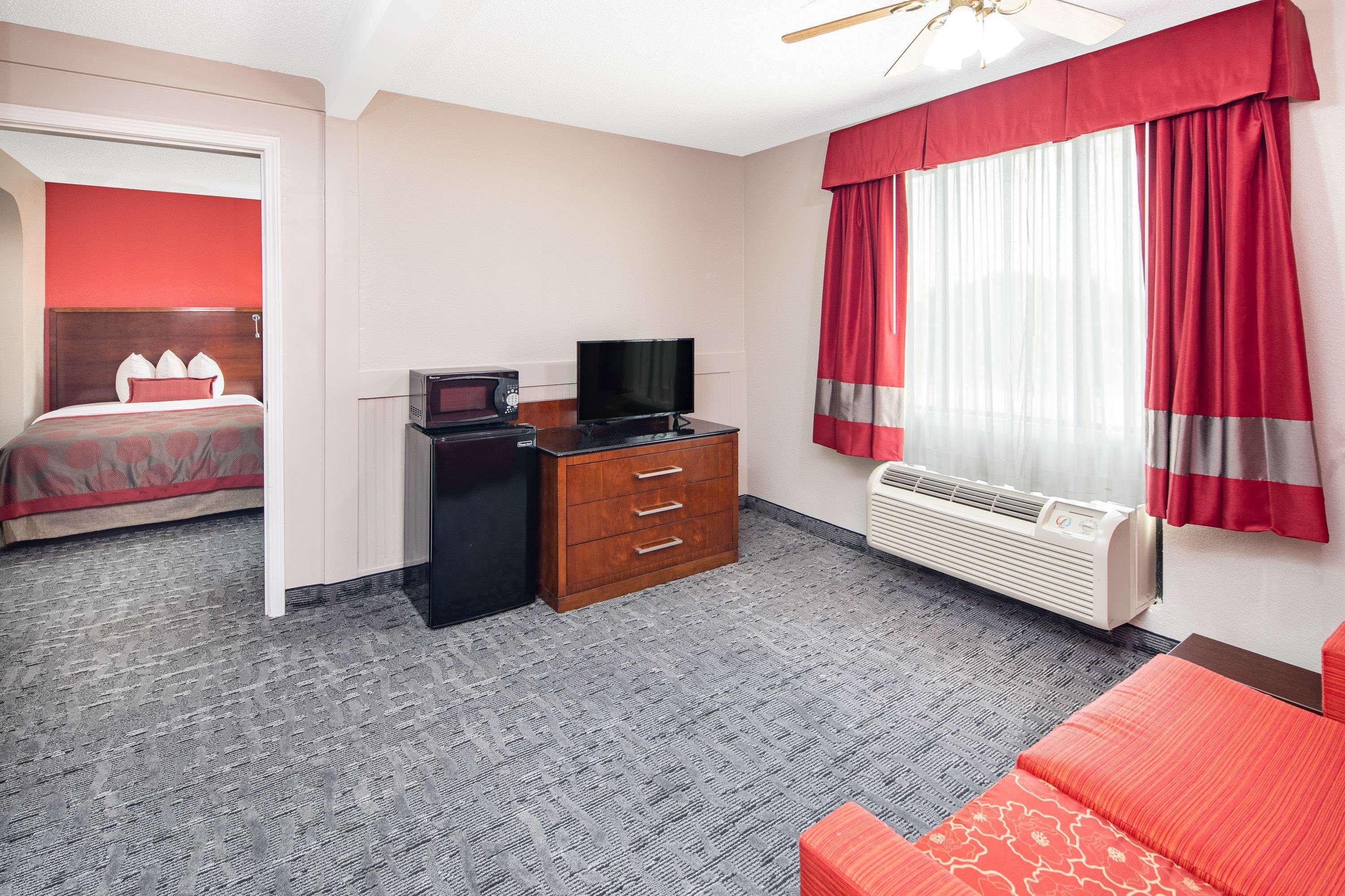 Ramada Limited Suites Alpharetta