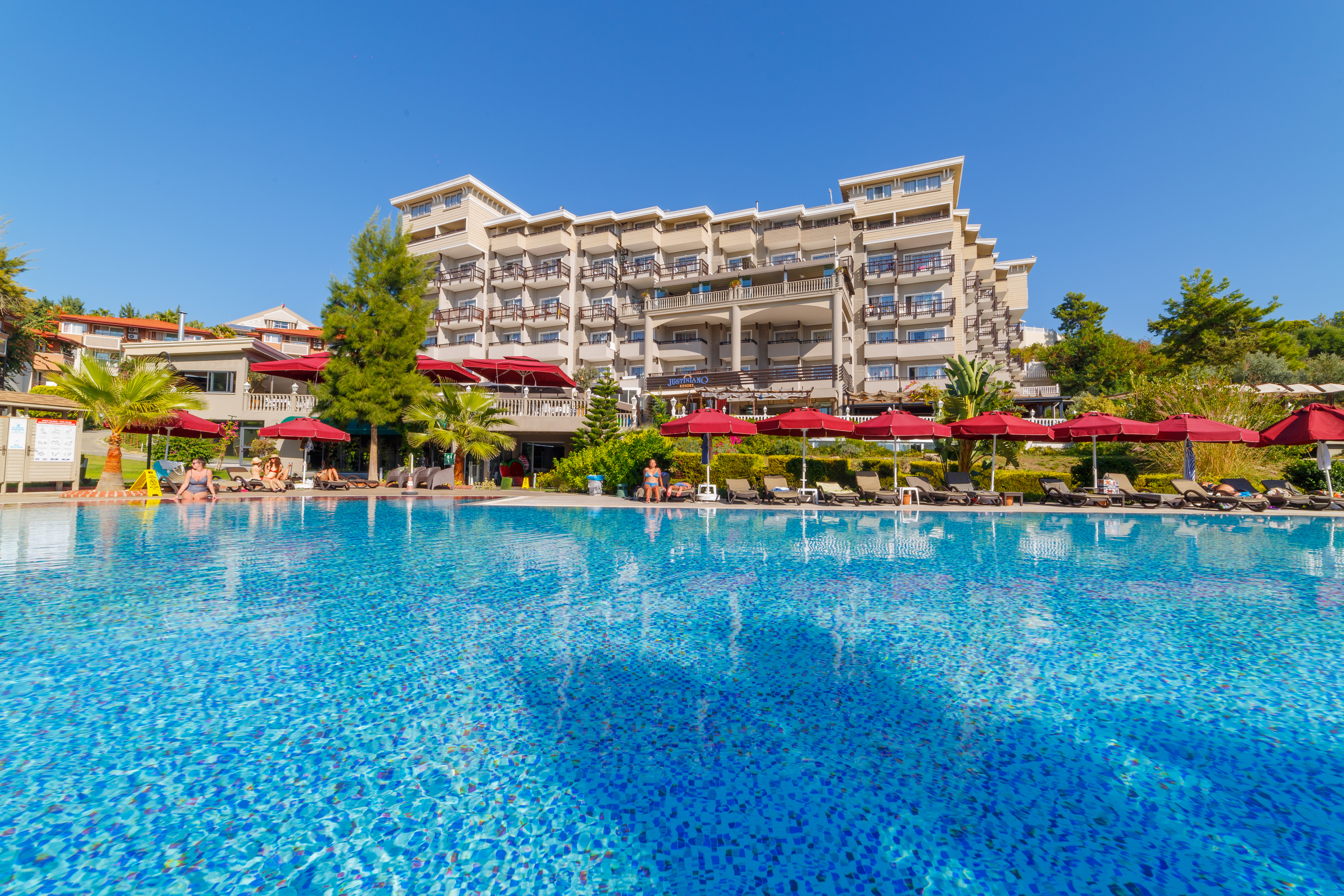 Justiniano Resort Hotel
