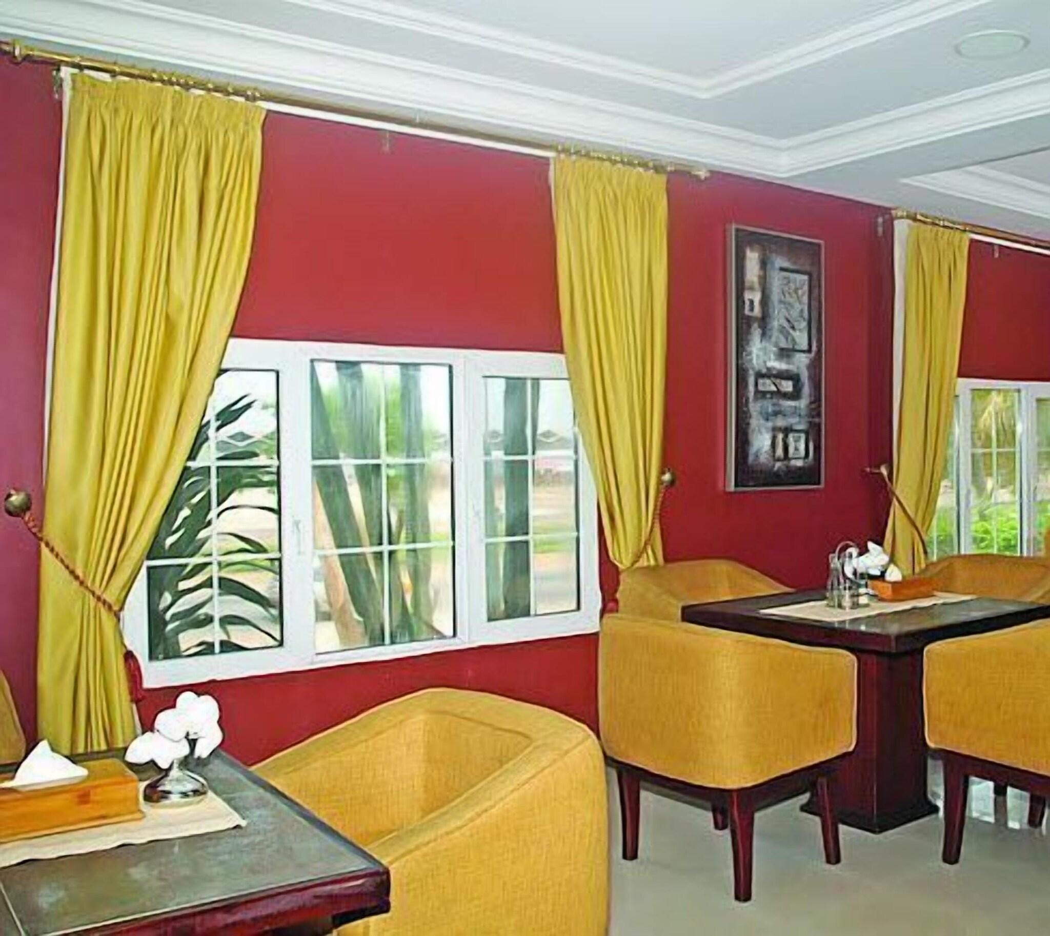 His Majesty´s Hotel
