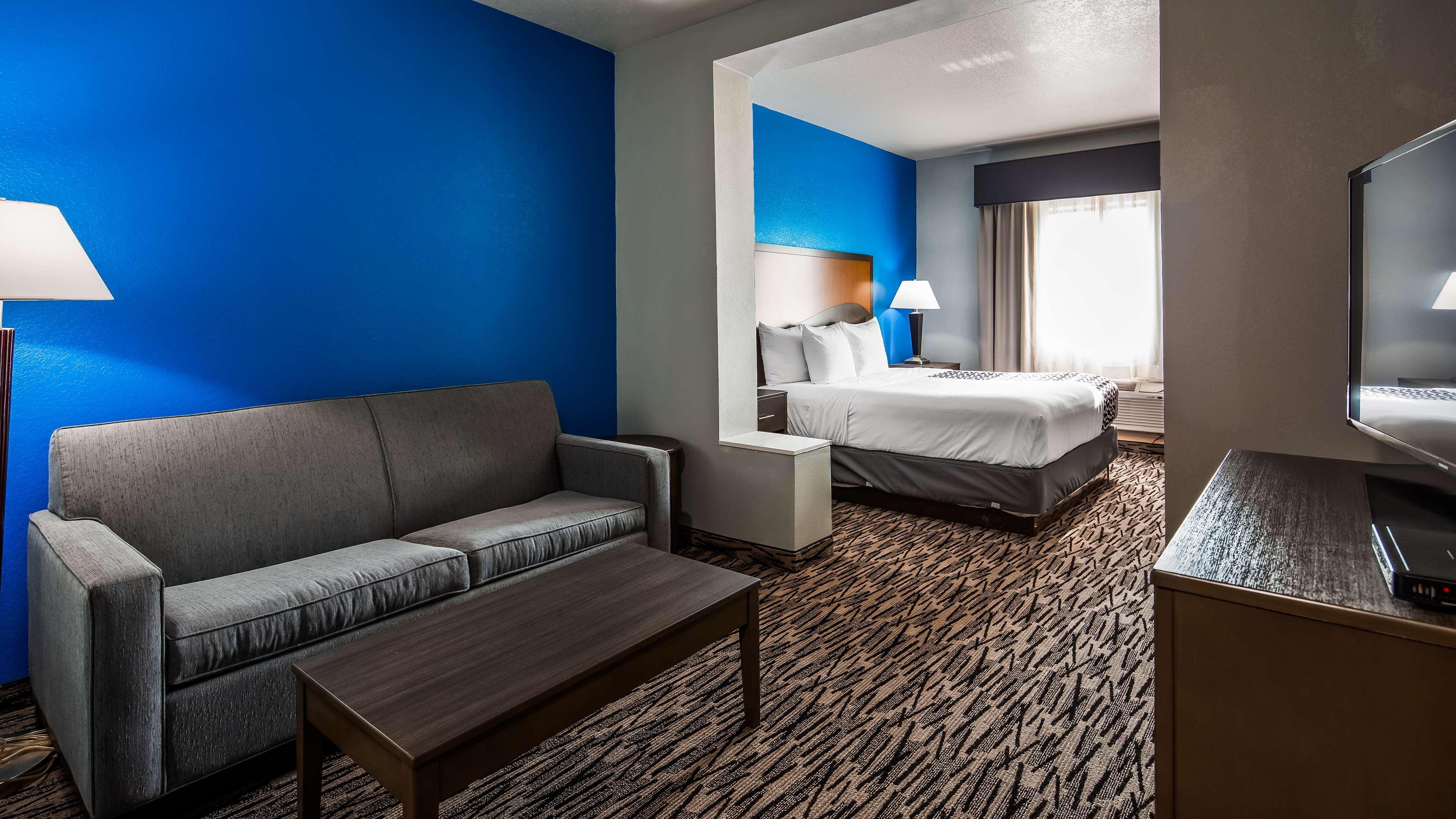 Best Western Atoka Inn & Suites