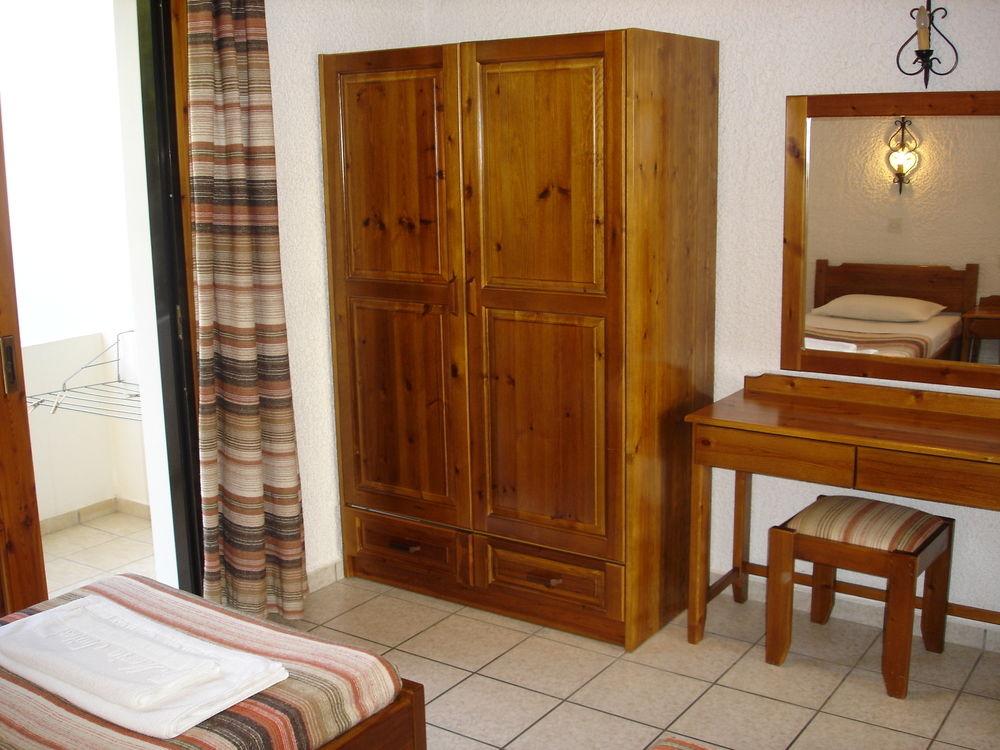Marias Suites