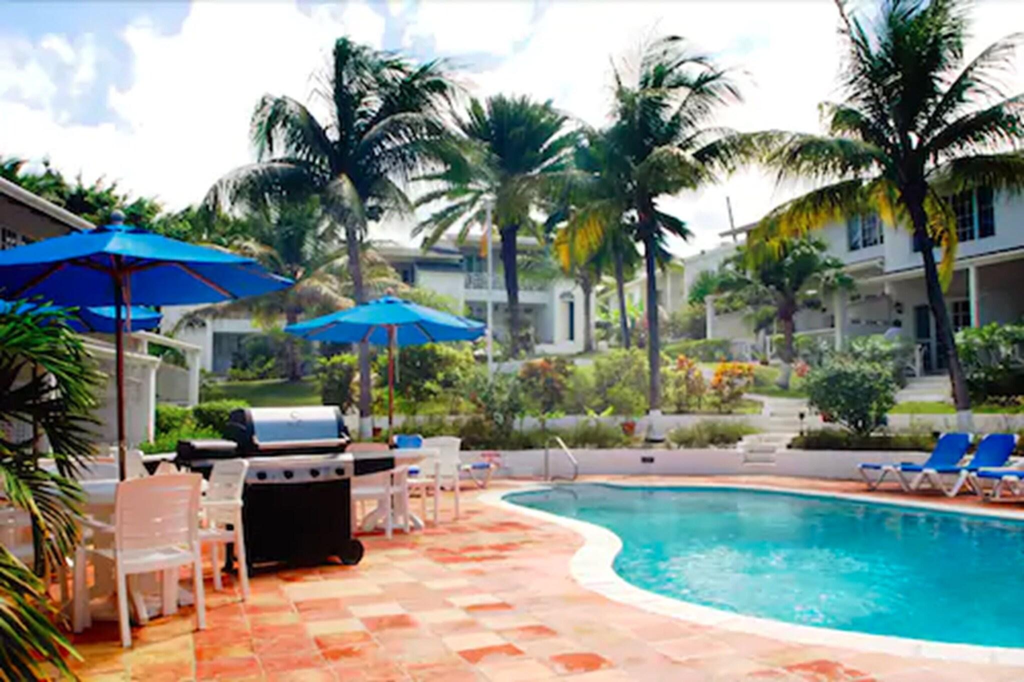 Dickenson Bay Cottages by null