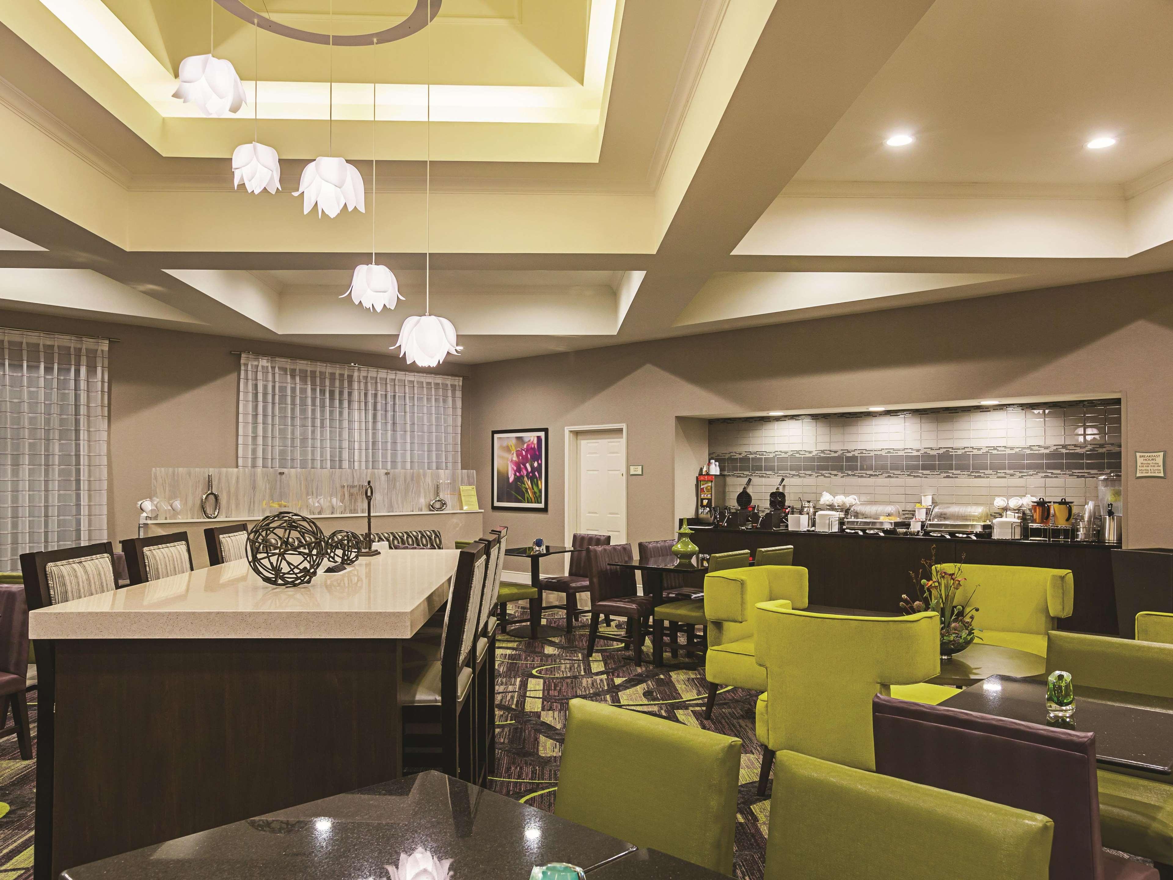 La Quinta Inn & Suites Atlanta Alpharetta