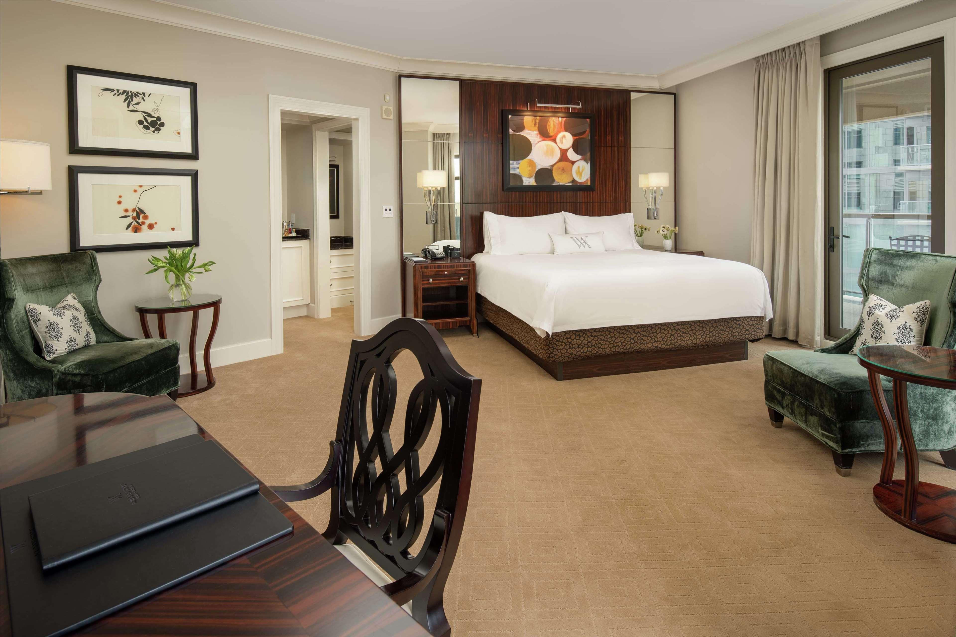Waldorf Astoria Atlanta Buckhead by null