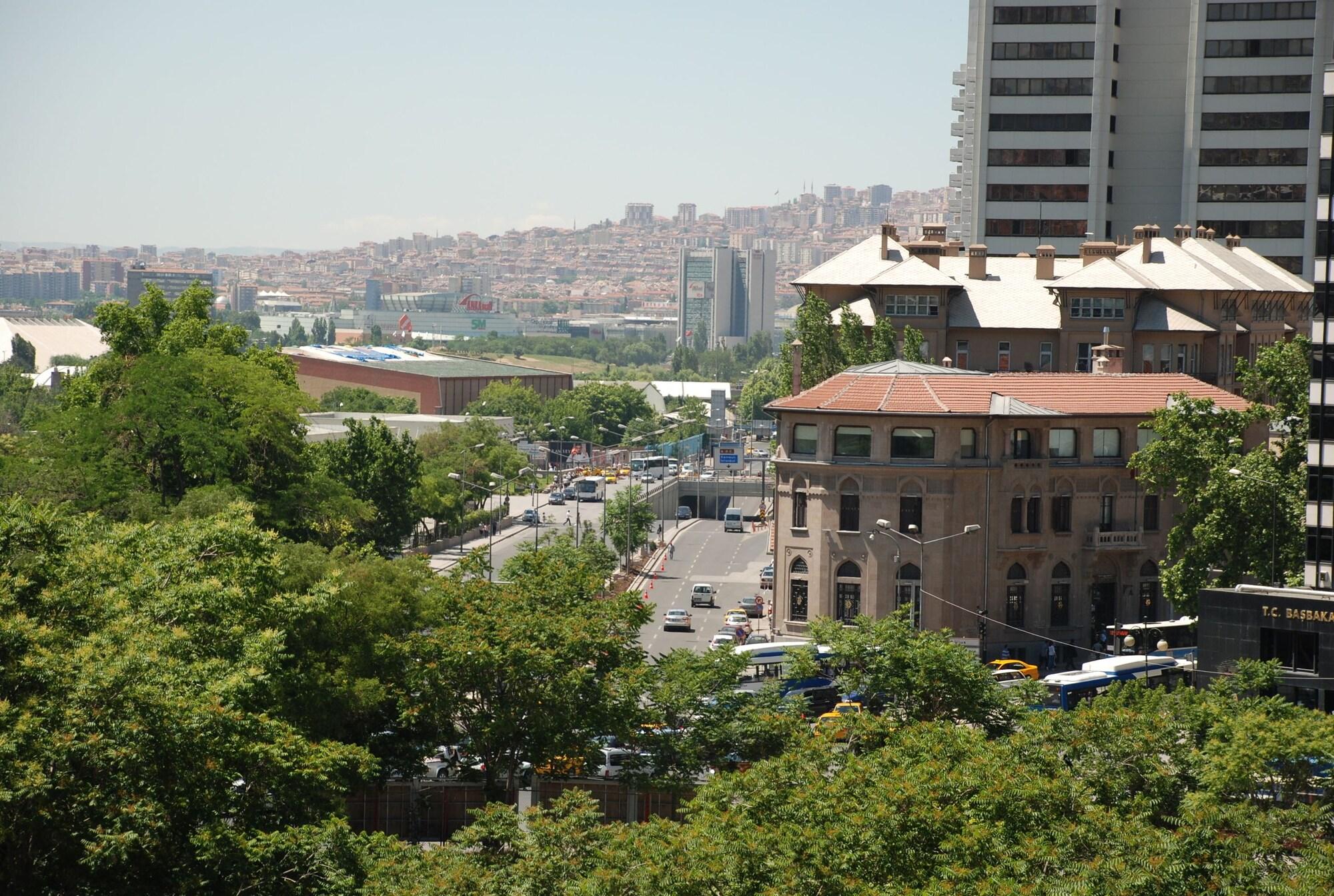 Hotel Mithat by null