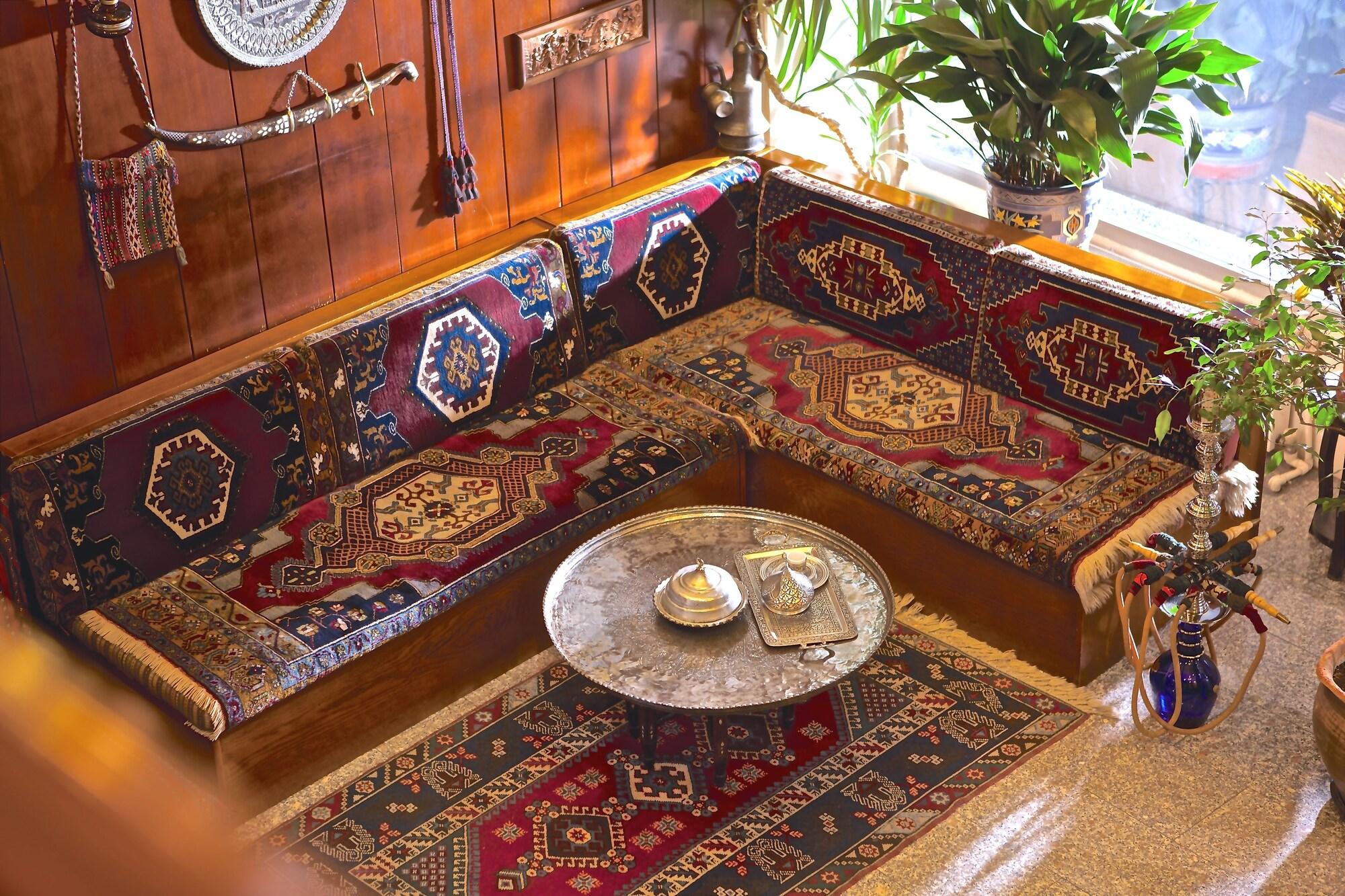 Hotel Mithat by null