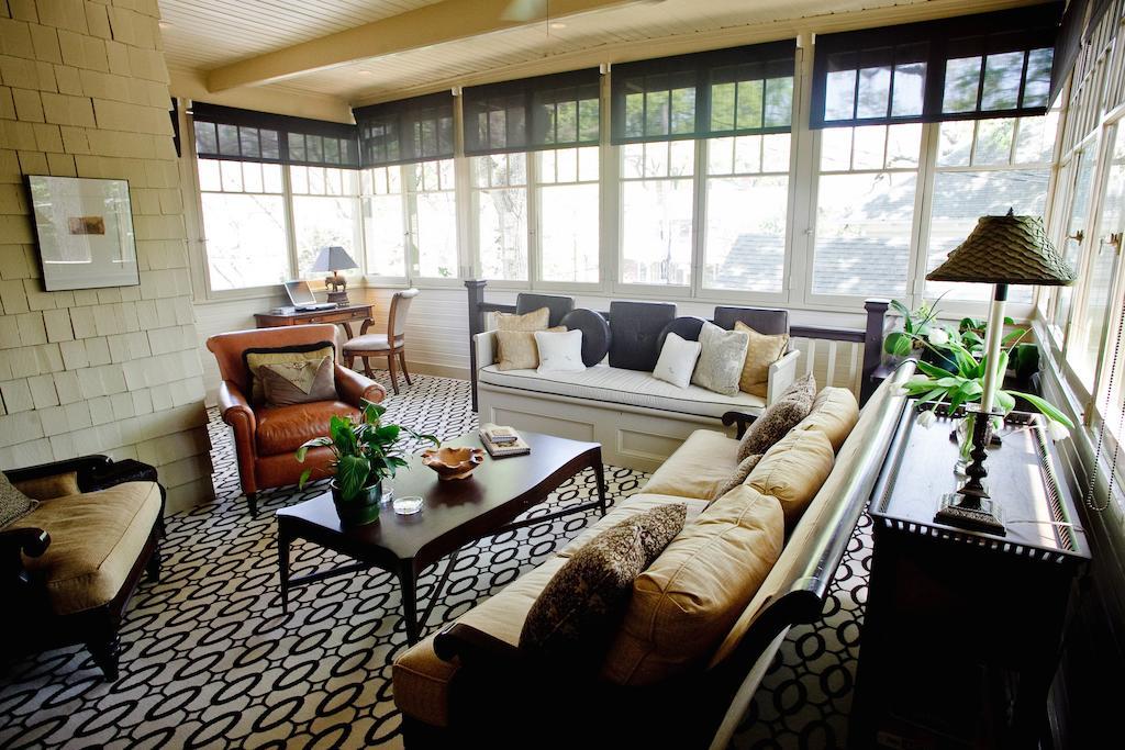 Stonehurst Place Bed & Breakfast by null