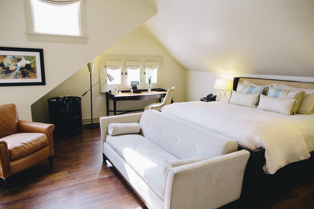 Stonehurst Place Bed & Breakfast by null