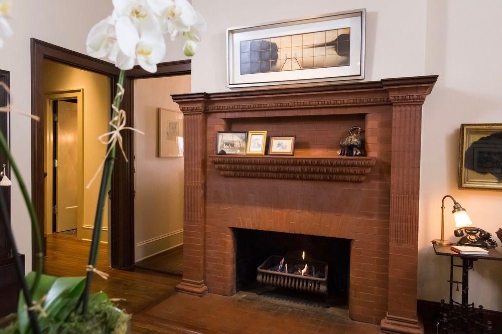 Stonehurst Place Bed & Breakfast by null