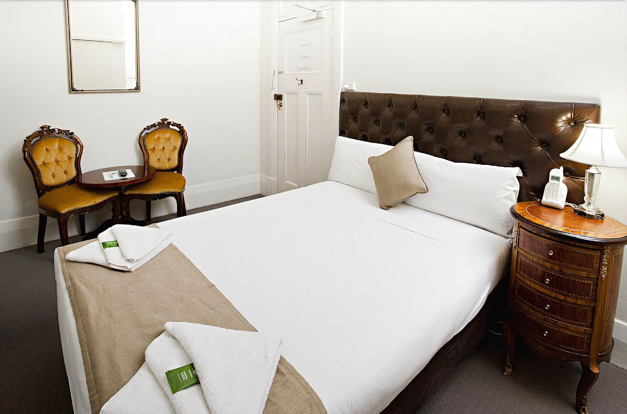 Ambassadors Hotel by null