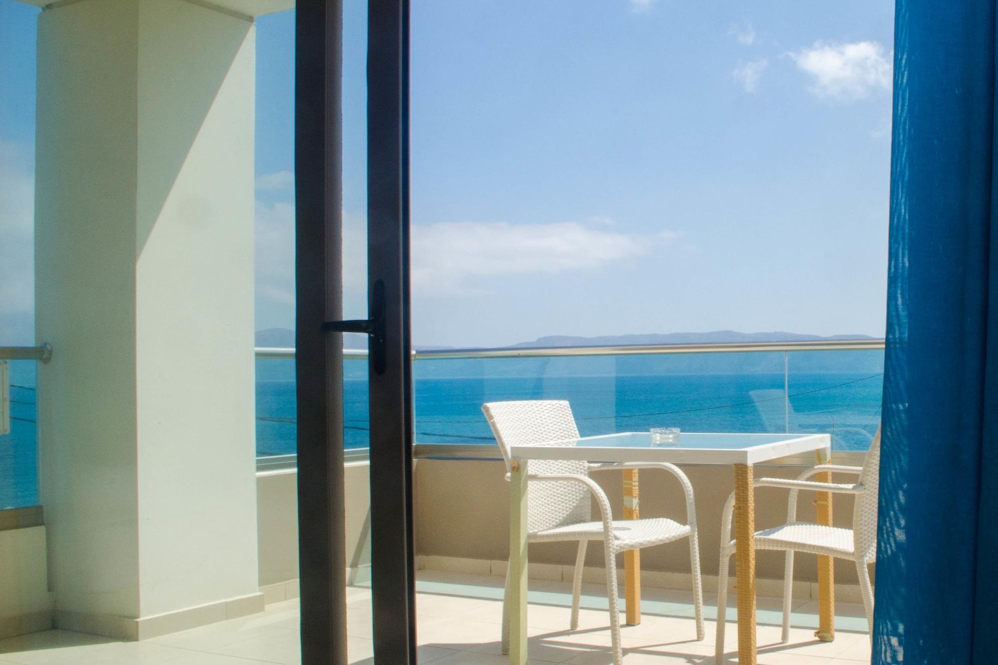 Nautilus Bay Hotel & Restaurant by null