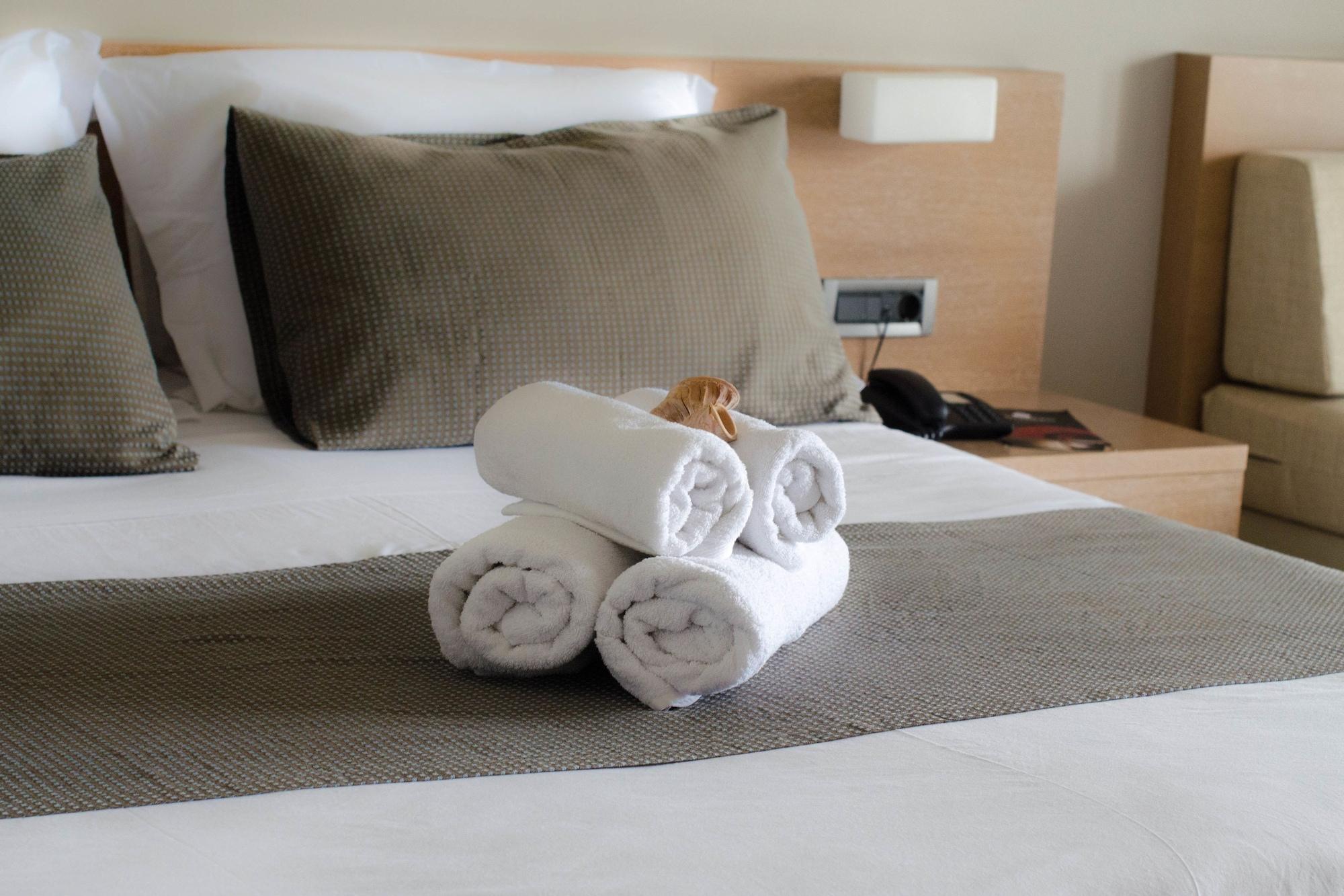 Nautilus Bay Hotel & Restaurant by null