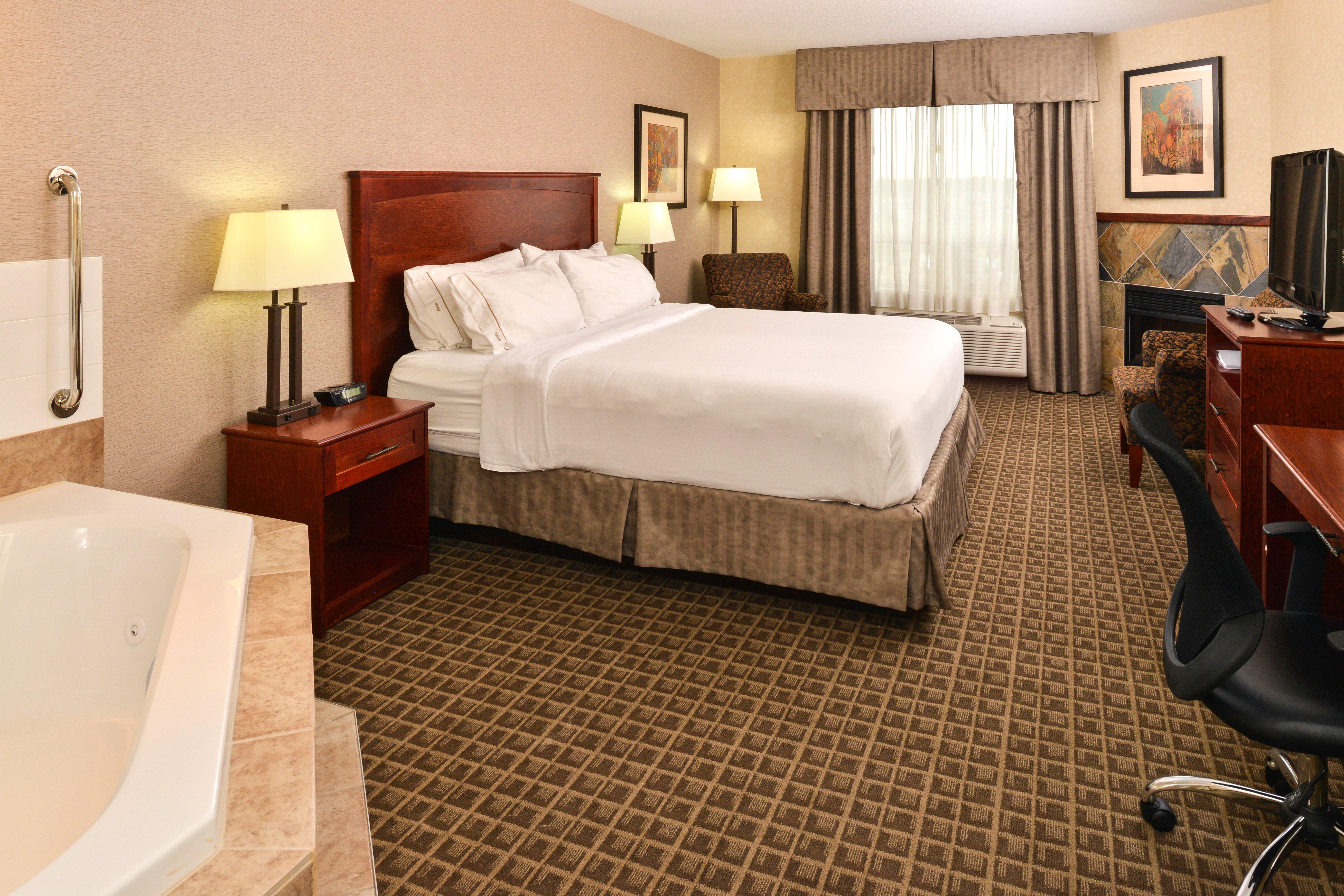 Holiday Inn Express & Suites Edmonton North