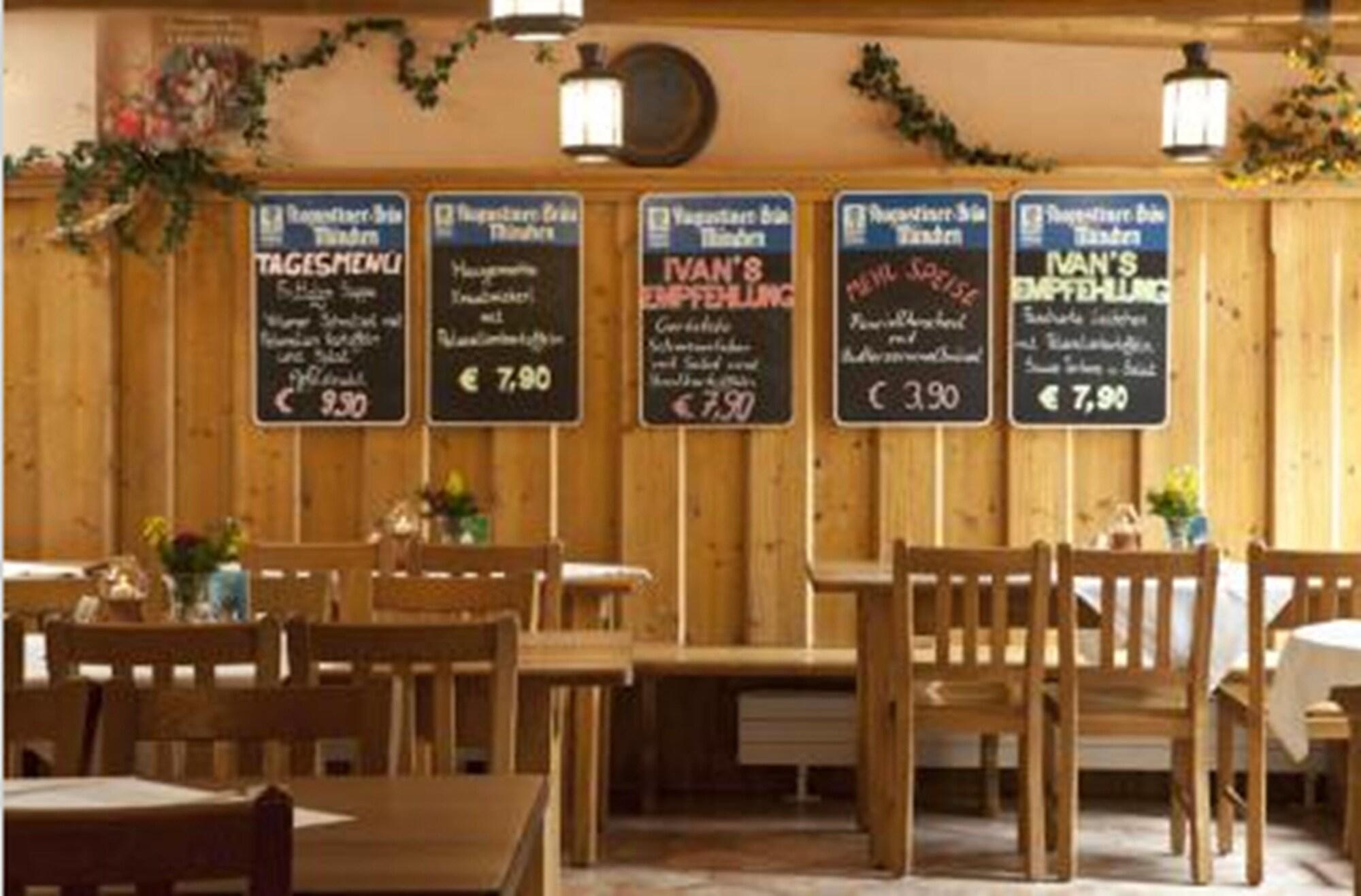 Euro Youth Hotel & Krone by null
