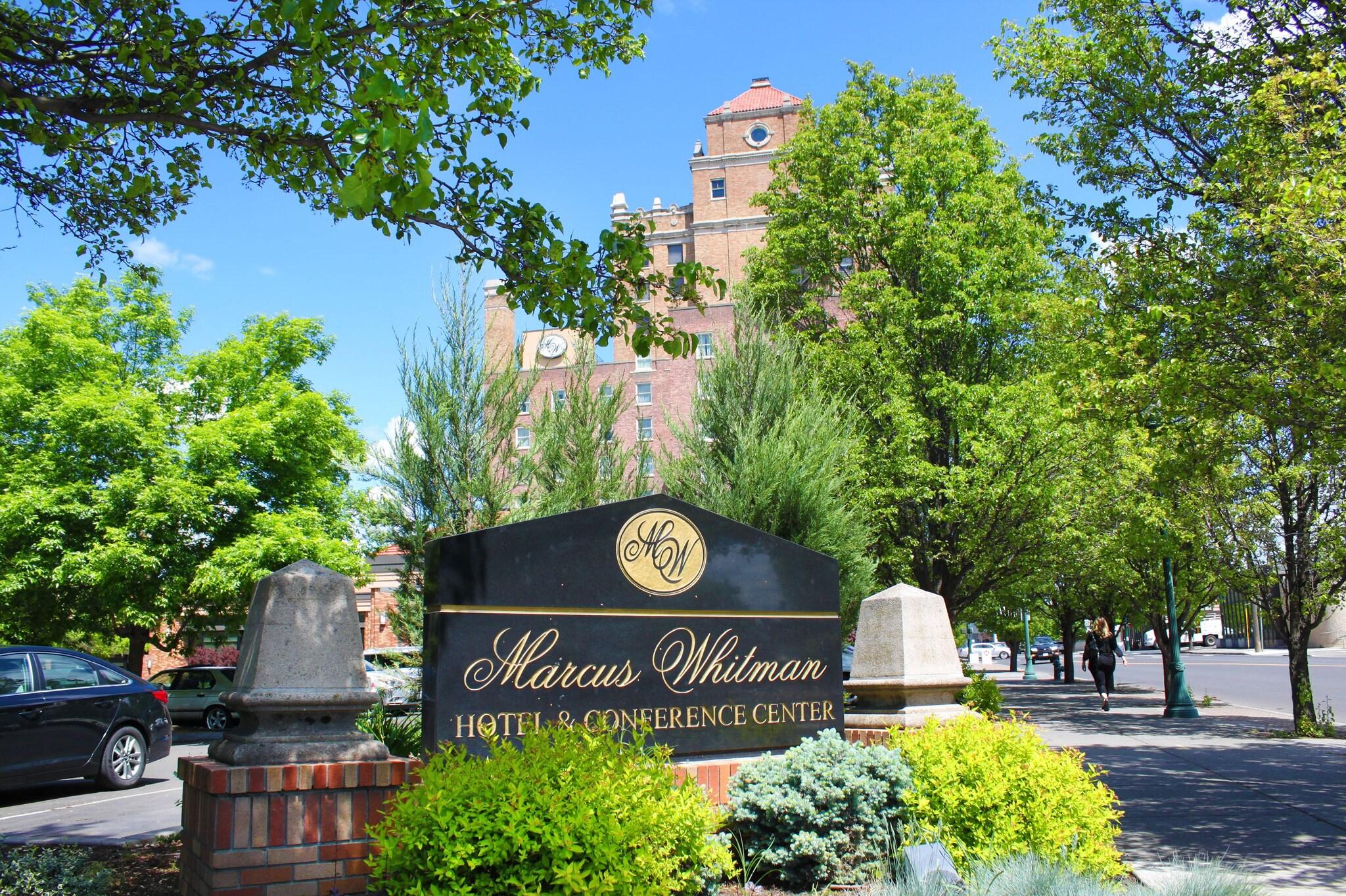 The Marcus Whitman Hotel & Conference Center by null