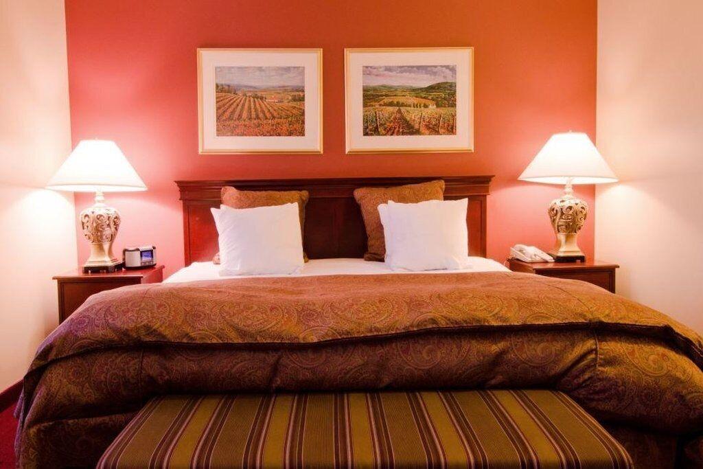 The Marcus Whitman Hotel & Conference Center by null