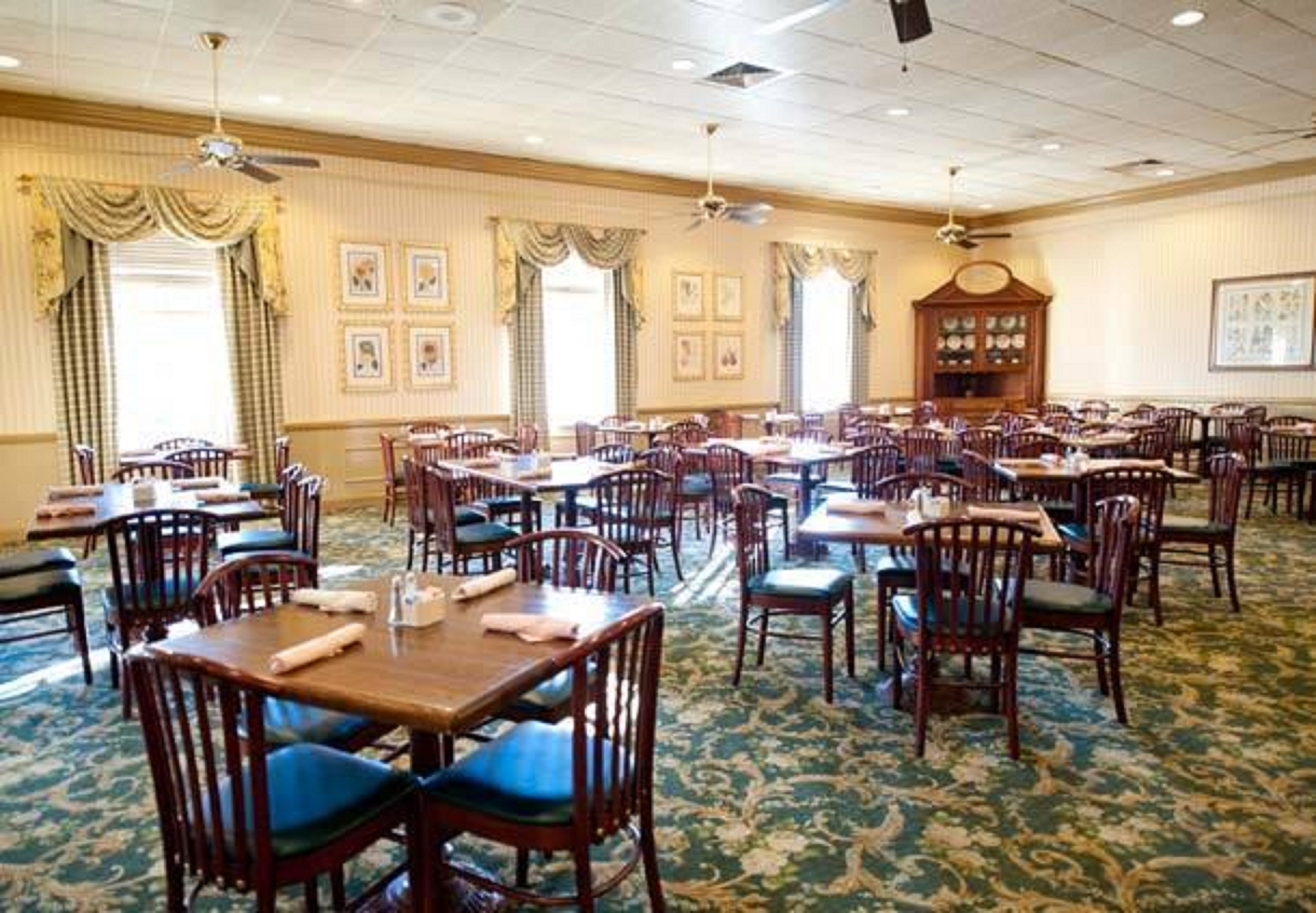 Stone Mountain Inn