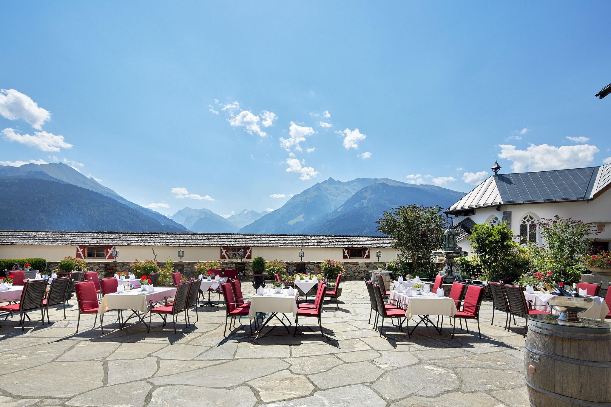 Hotel Schloss Mittersill by null